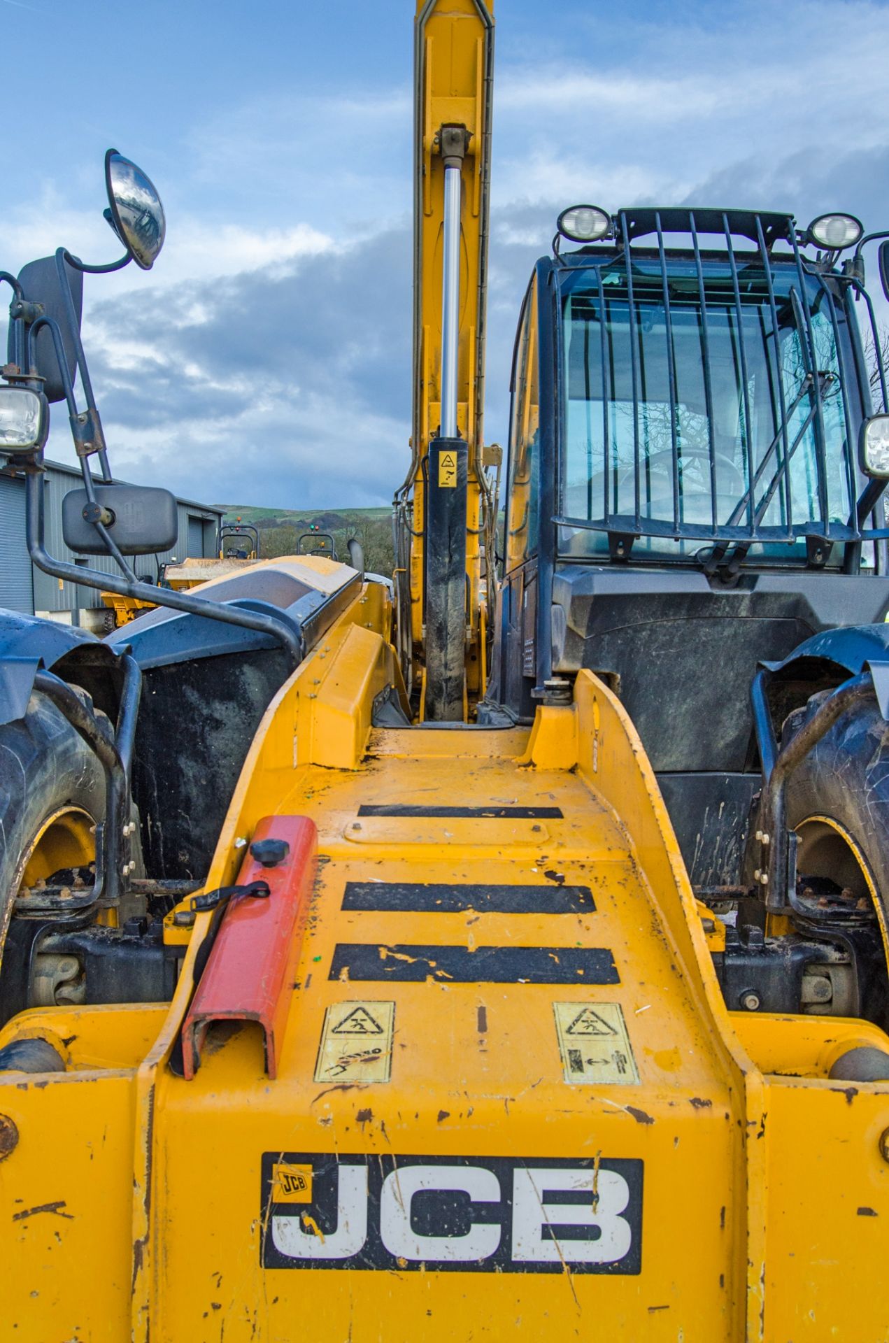 JCB 540-140 T4 IV 14 metre telescopic handler Year: 2016 S/N: 2465067 Recorded Hours: 3083 A727535 - Image 12 of 24