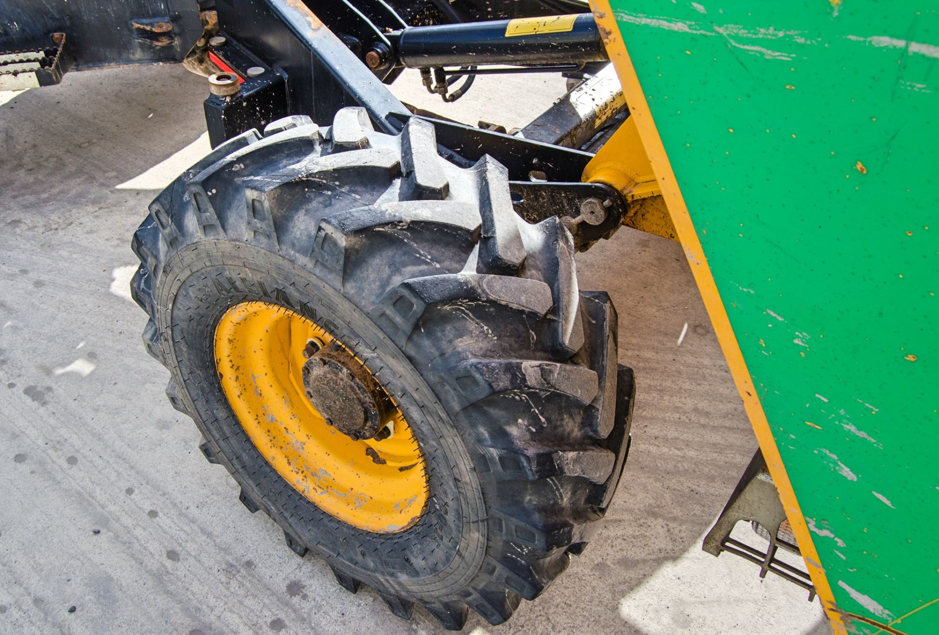 JCB 3 tonne straight skip dumper Year: 2015 S/N: EFFRE8360 Recorded Hours: Not displayed(Clock - Image 15 of 22