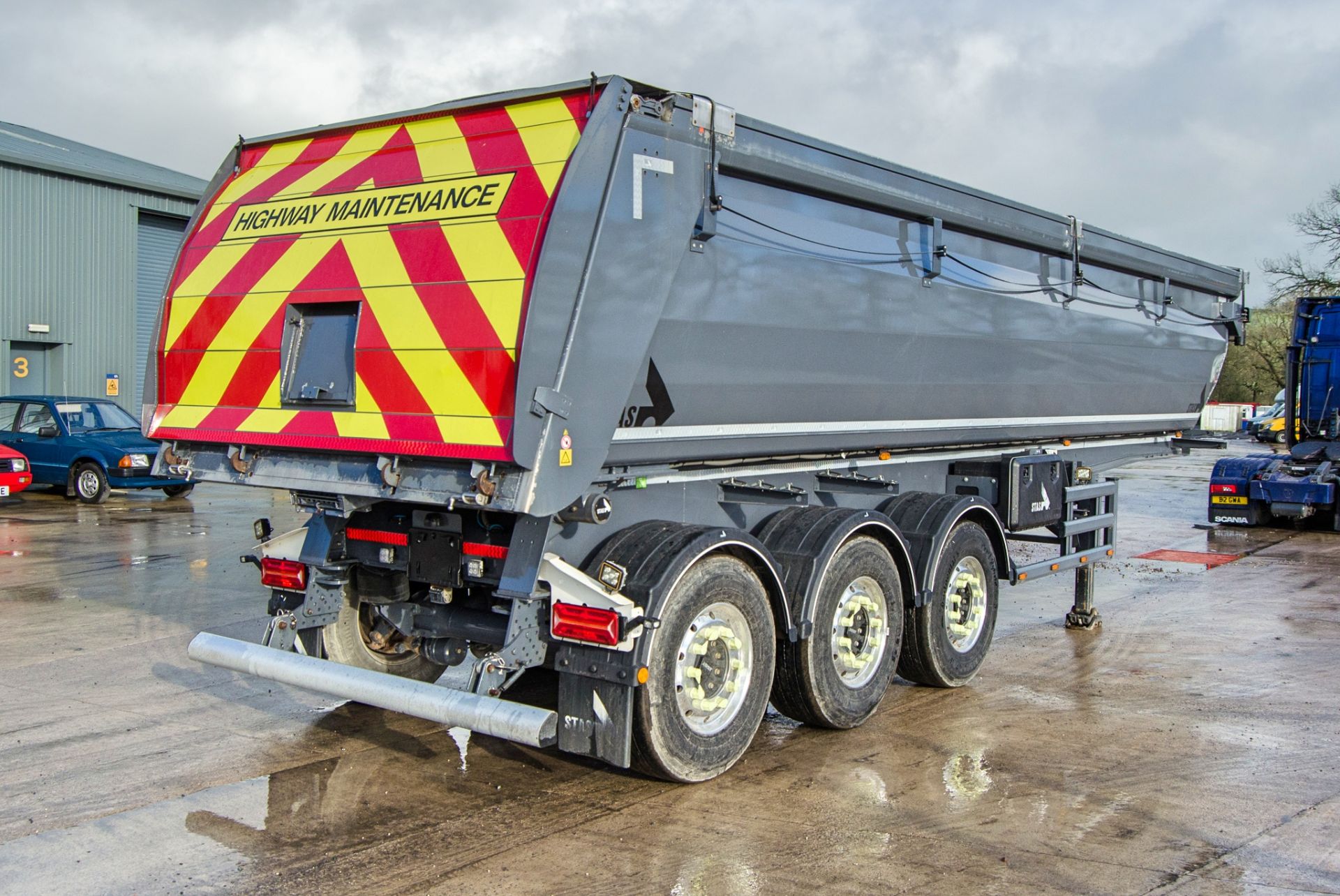 Stas 10.5 metre tri-axle aggregate tipping trailer Year: 2021 VIN: CXM0001552 Reg/Ident Mark: - Image 4 of 20