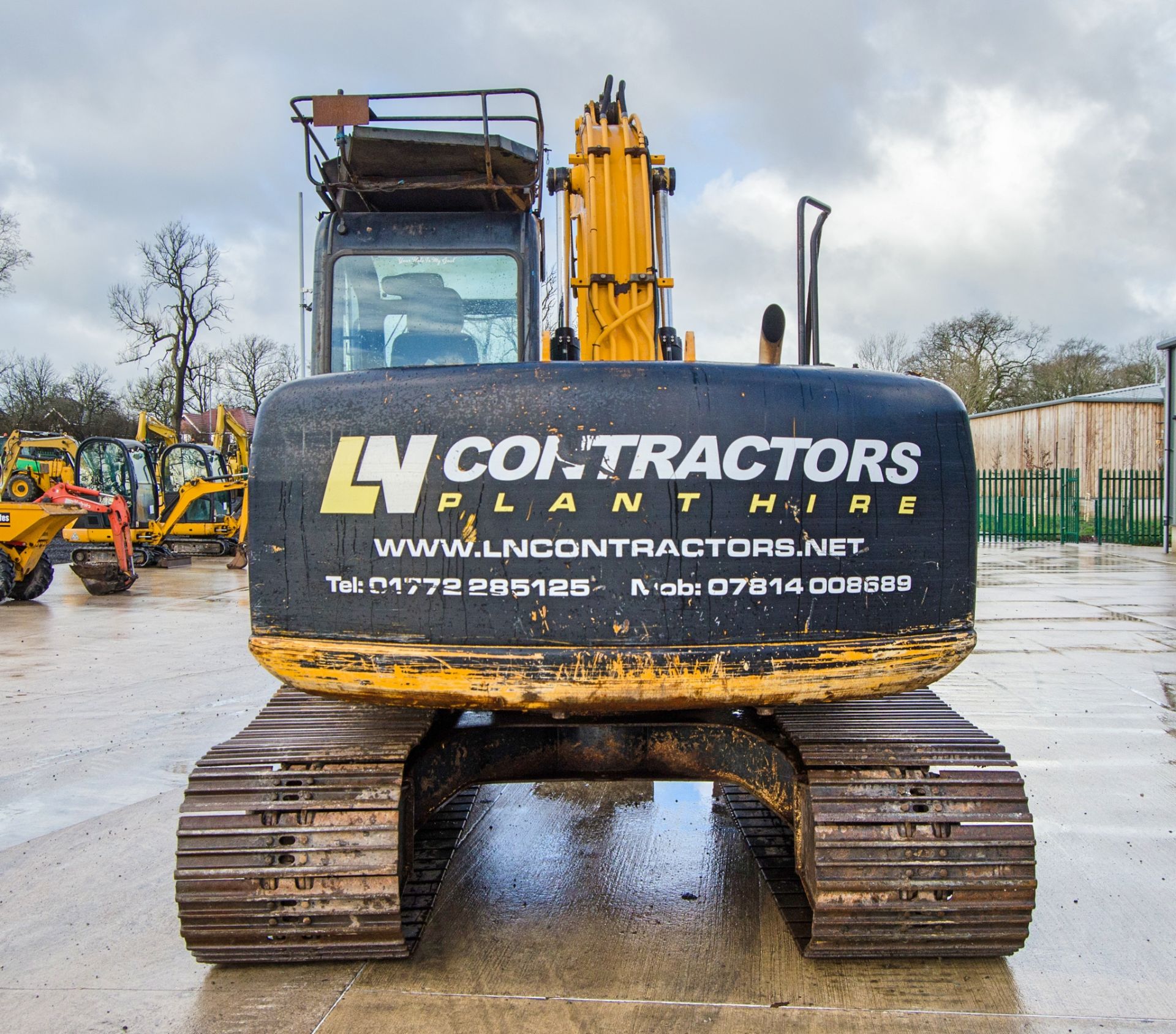 JCB JS145LC 14.5 tonne steel tracked excavator Year: 2009 S/N: 9160009 Recorded Hours: 11,920 piped, - Image 6 of 27