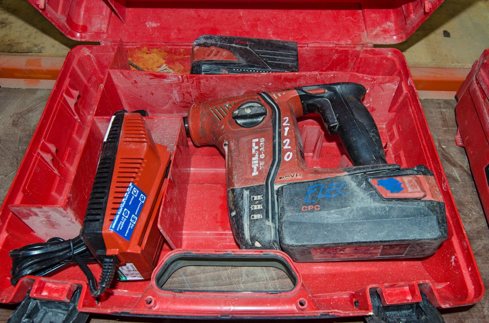 Hilti TE6-A36 36v cordless SDS rotary hammer drill c/w 2 batteries, charger and carry case ** No