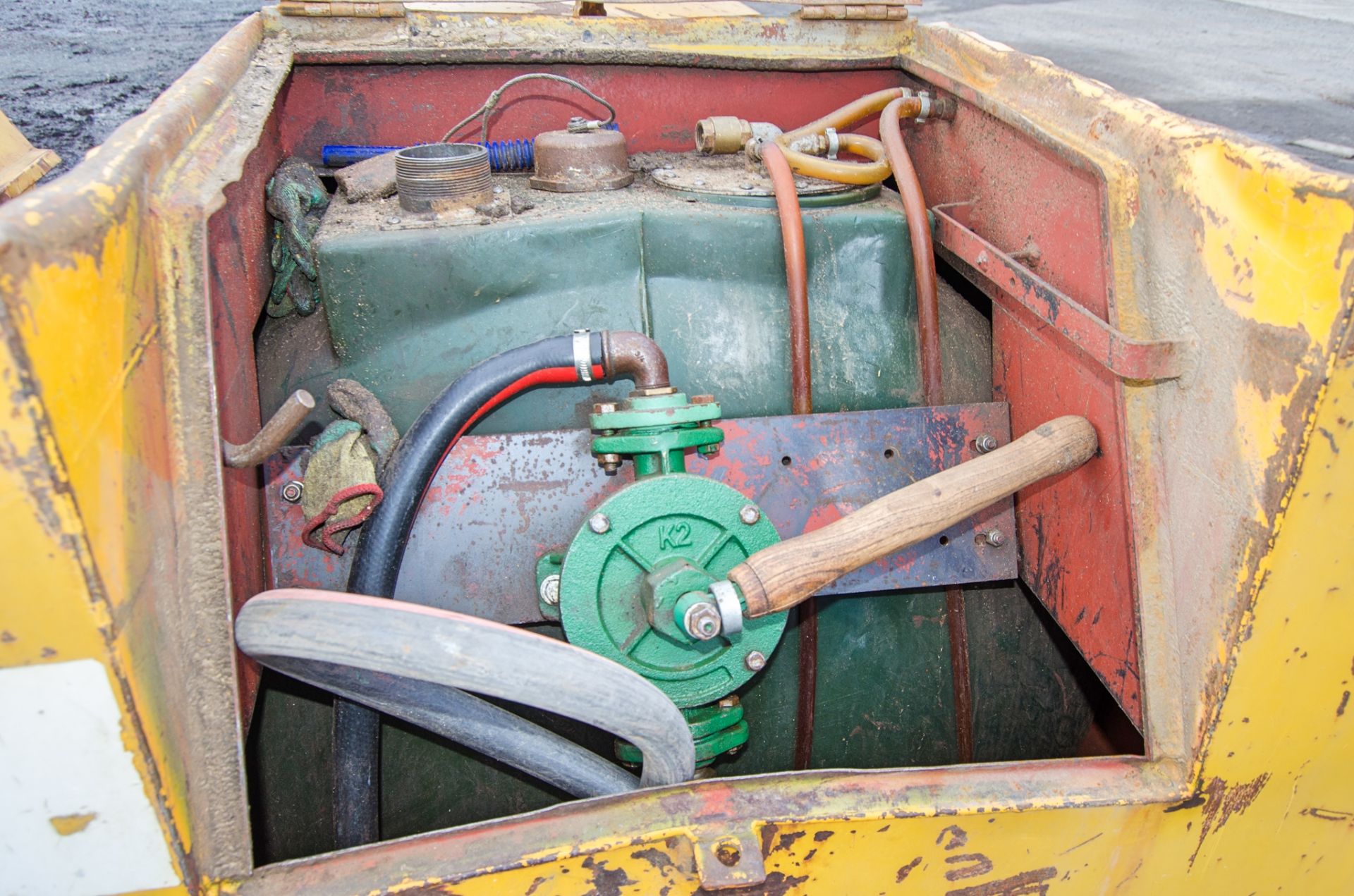 Fuel Safe steel bunded fuel bowser c/w manual pump, delivery hose and nozzle 2403 - Image 5 of 6