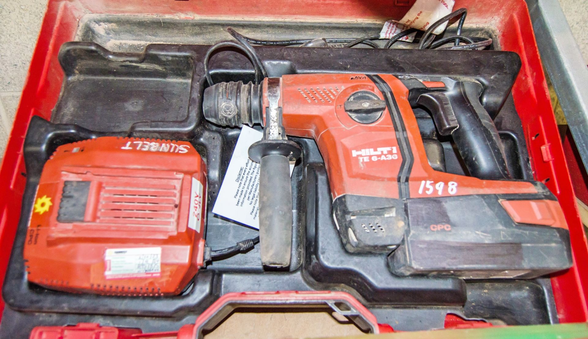 Hilti TE6-A36 36v cordless SDS rotary hammer drill c/w battery charger and carry case A957875