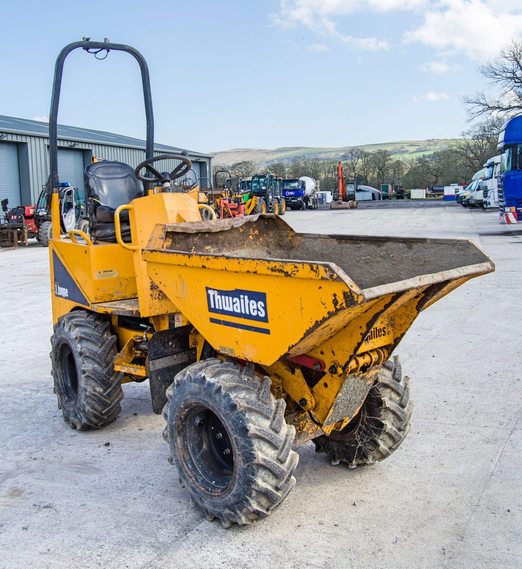 Thwaites 1 tonne hi-tip dumper Year: S/N: E2146 DPR142 ** Machine is a non runner engine parts - Image 2 of 20