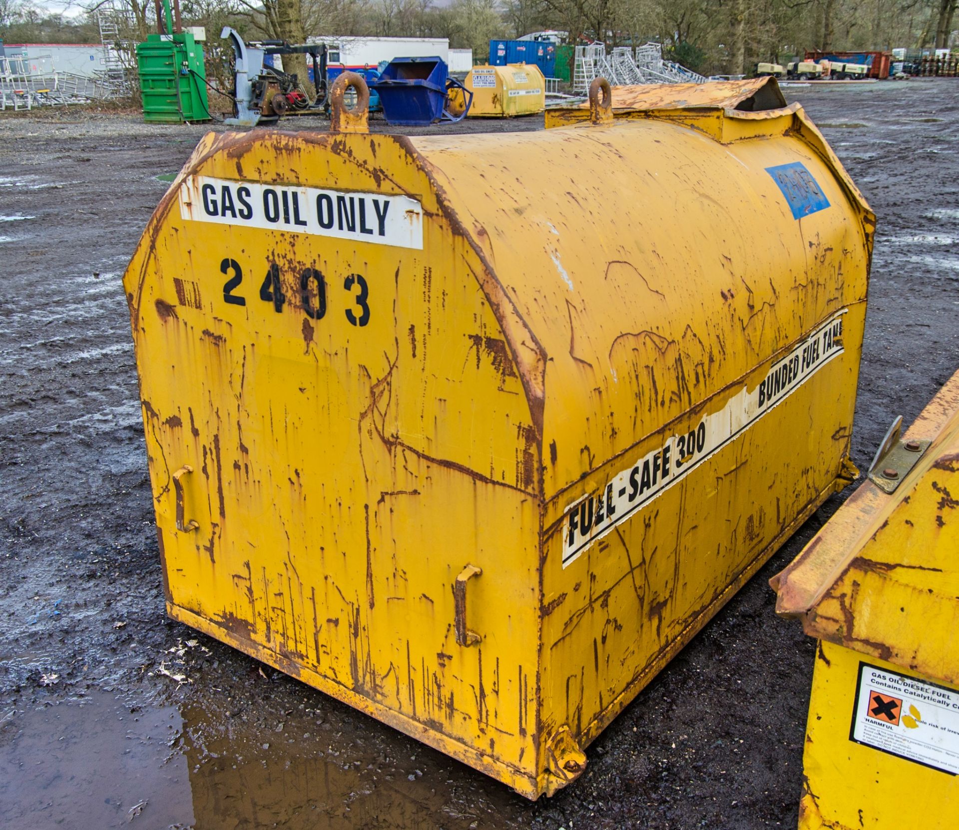 Fuel Safe steel bunded fuel bowser c/w manual pump, delivery hose and nozzle 2403 - Image 3 of 6