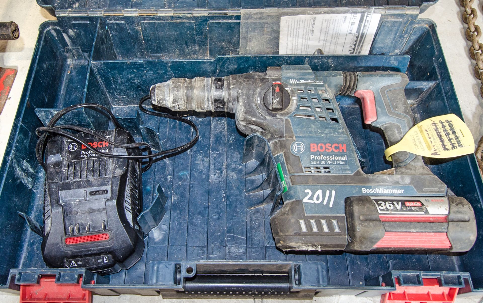 Bosch GBH36 36v cordless SDS rotary hammer drill c/w battery, charger and carry case A1110852