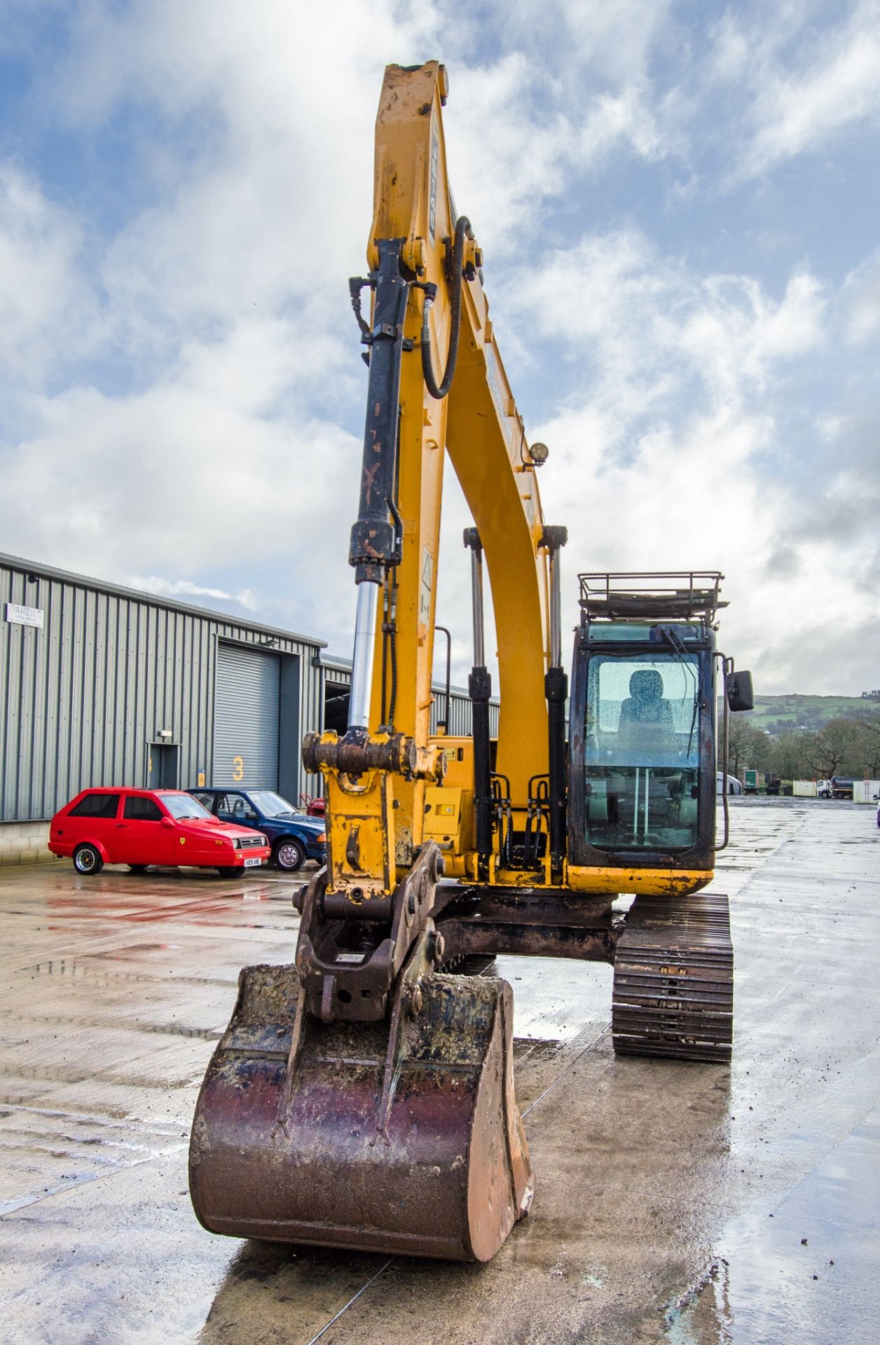 JCB JS145LC 14.5 tonne steel tracked excavator Year: 2009 S/N: 9160009 Recorded Hours: 11,920 piped, - Image 5 of 27