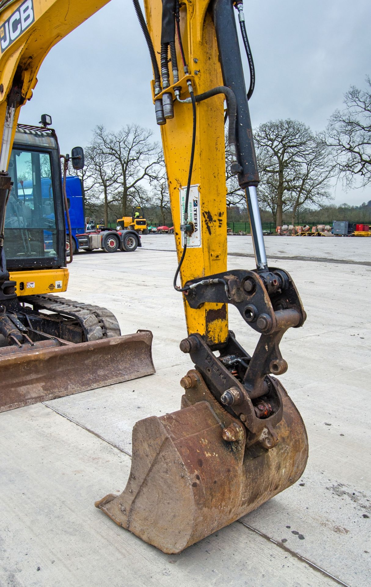 JCB 86C-1 8.5 tonne rubber tracked excavator Year: 2014 S/N: 2249525 Recorded Hours: 7036 blade, - Image 15 of 26