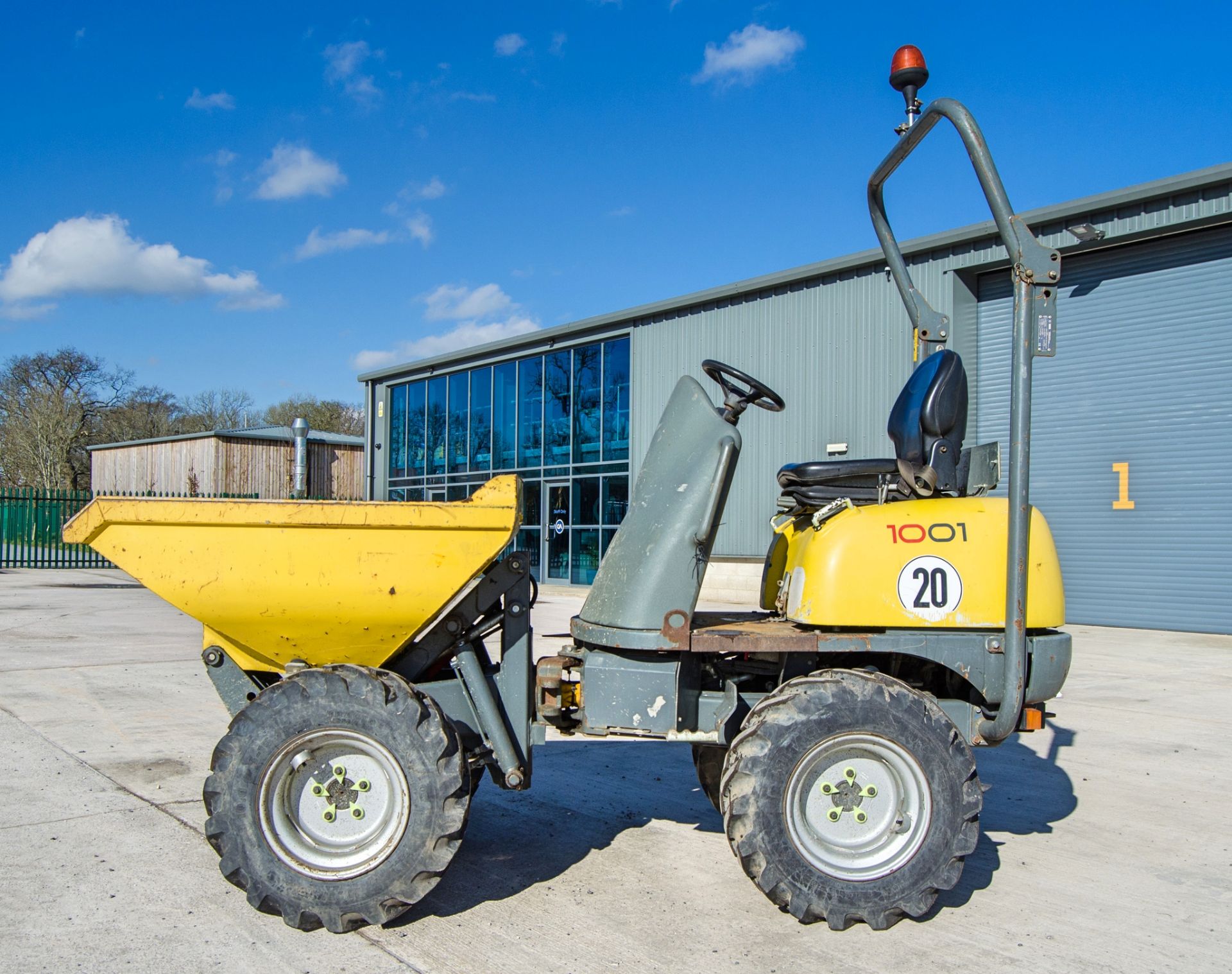 Wacker Neuson 1001 1 tonne hi-tip dumper Year: 2017 S/N: AL00934 Recorded Hours: 1469 c/w V5C - Image 7 of 23