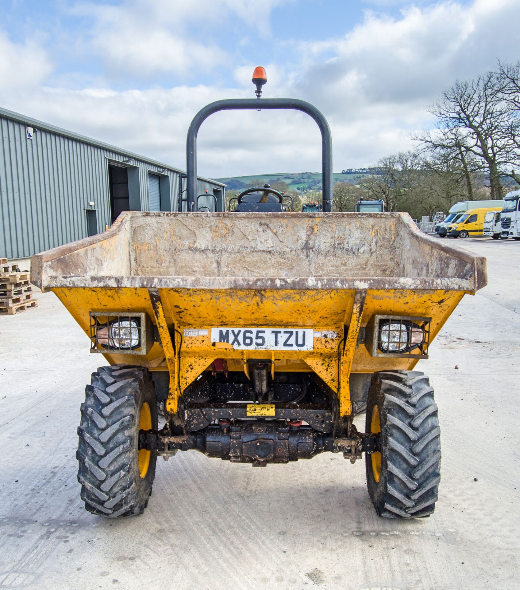 JCB 3 tonne straight skip dumper Year: 2015 S/N: EFFRE8360 Recorded Hours: Not displayed(Clock - Image 5 of 22