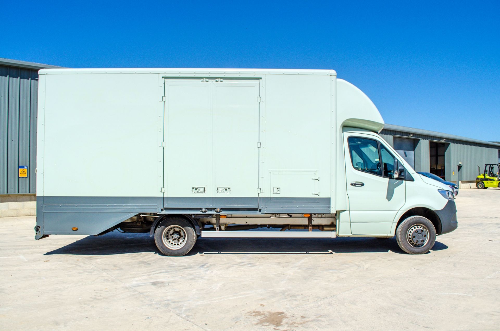 Mercedes Benz Sprinter 516 2.2 CDI LWB Automatic covered single car transporter  Registration - Image 7 of 29