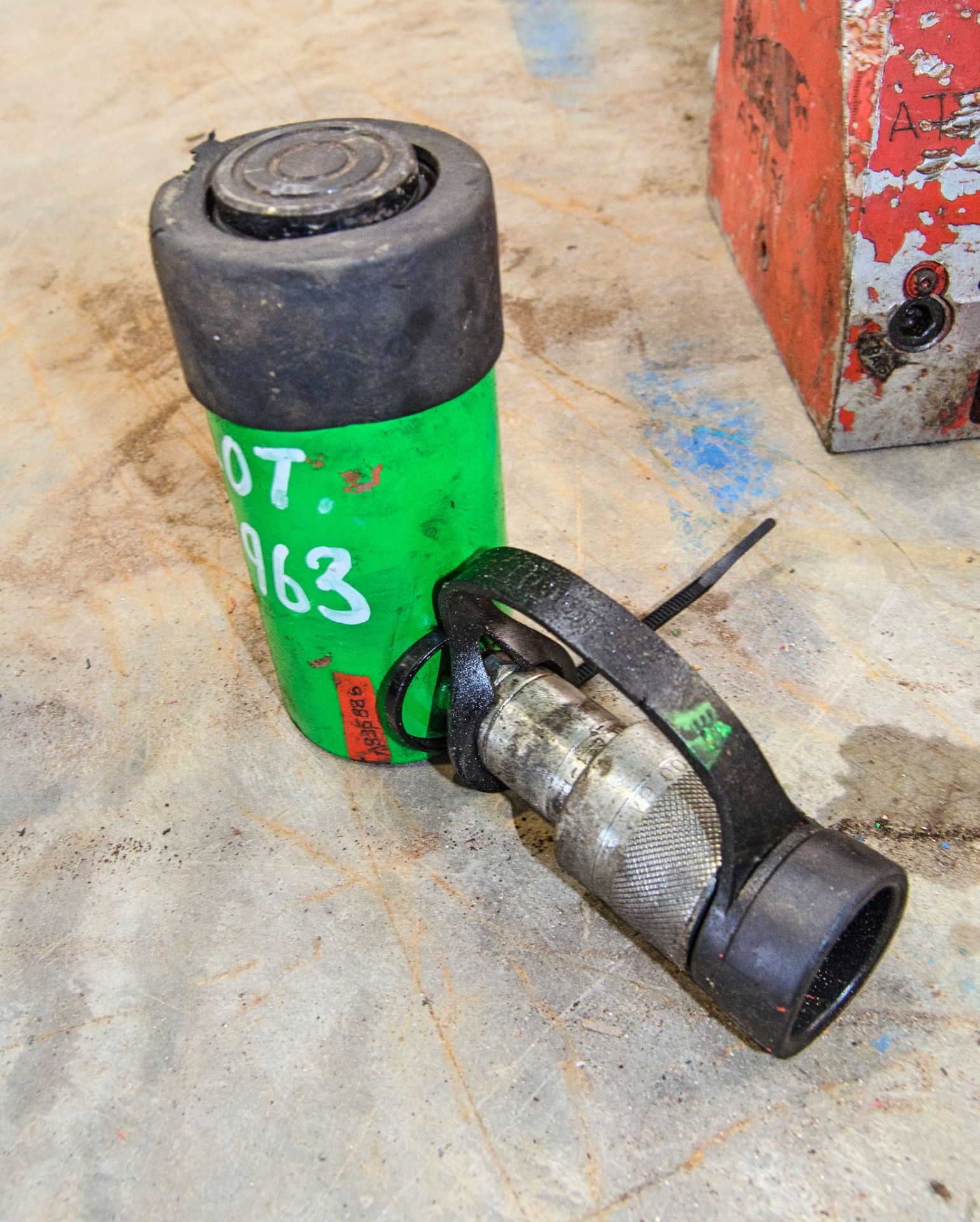 10 tonne hydraulic cylinder jack A835886