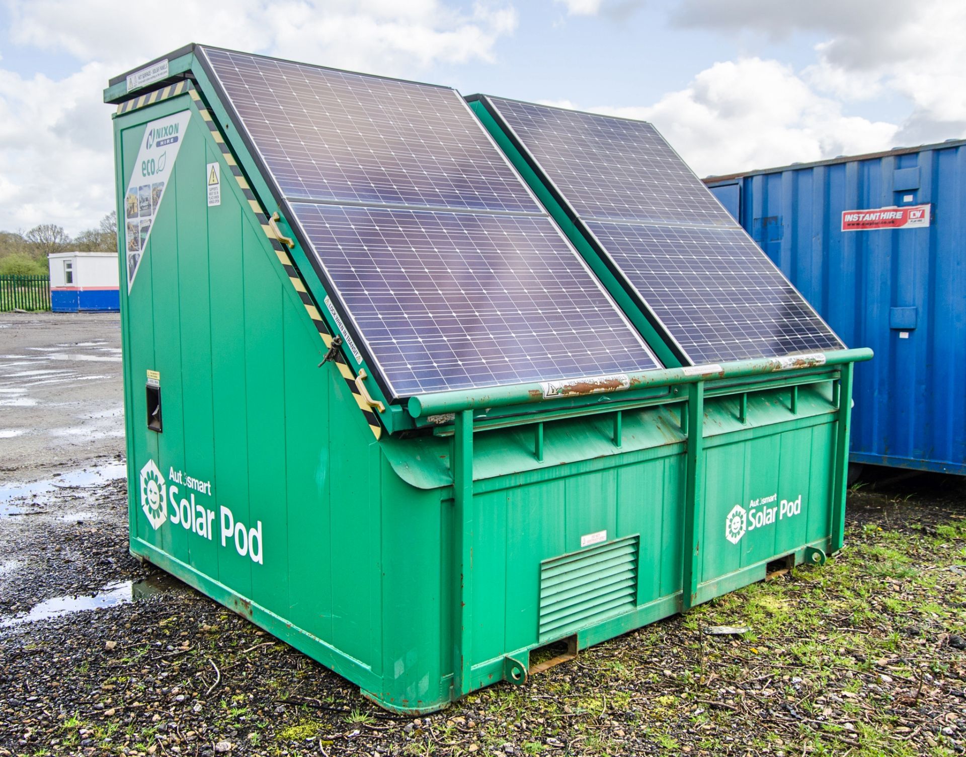 Autosmart Solar Pod solar/diesel generator Comprising of: 4 - solar panels, 8 - batteries & Stephill