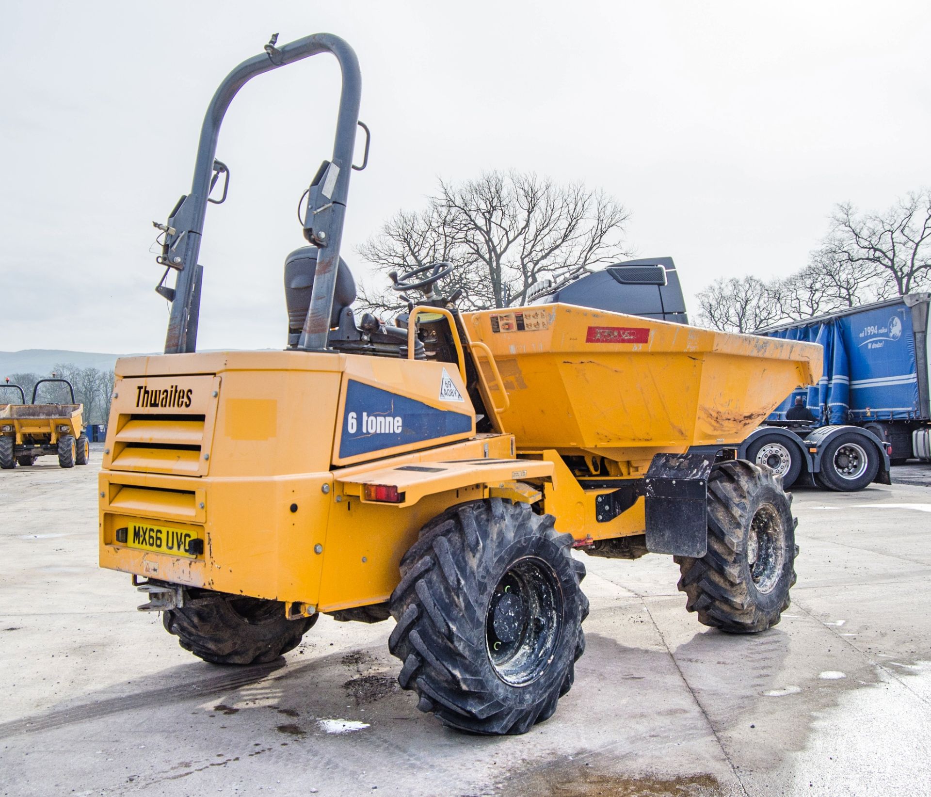 Thwaites 6 tonne swivel skip dumper Year: 2016 S/N: 1604D6002 Recorded Hours: 822 c/w V5C - Image 3 of 21