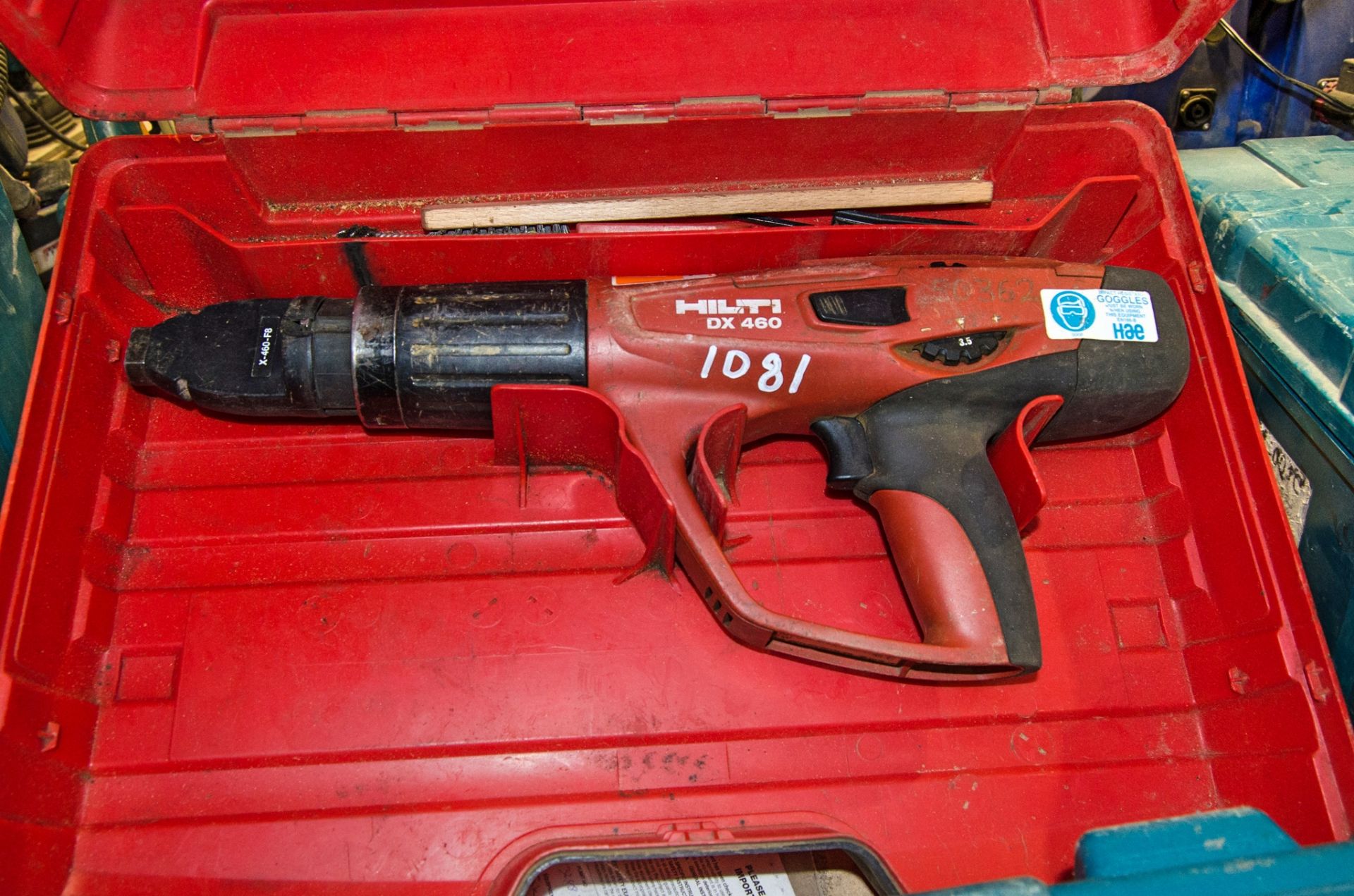 Hilti DX460 nail gun c/w carry case 50362
