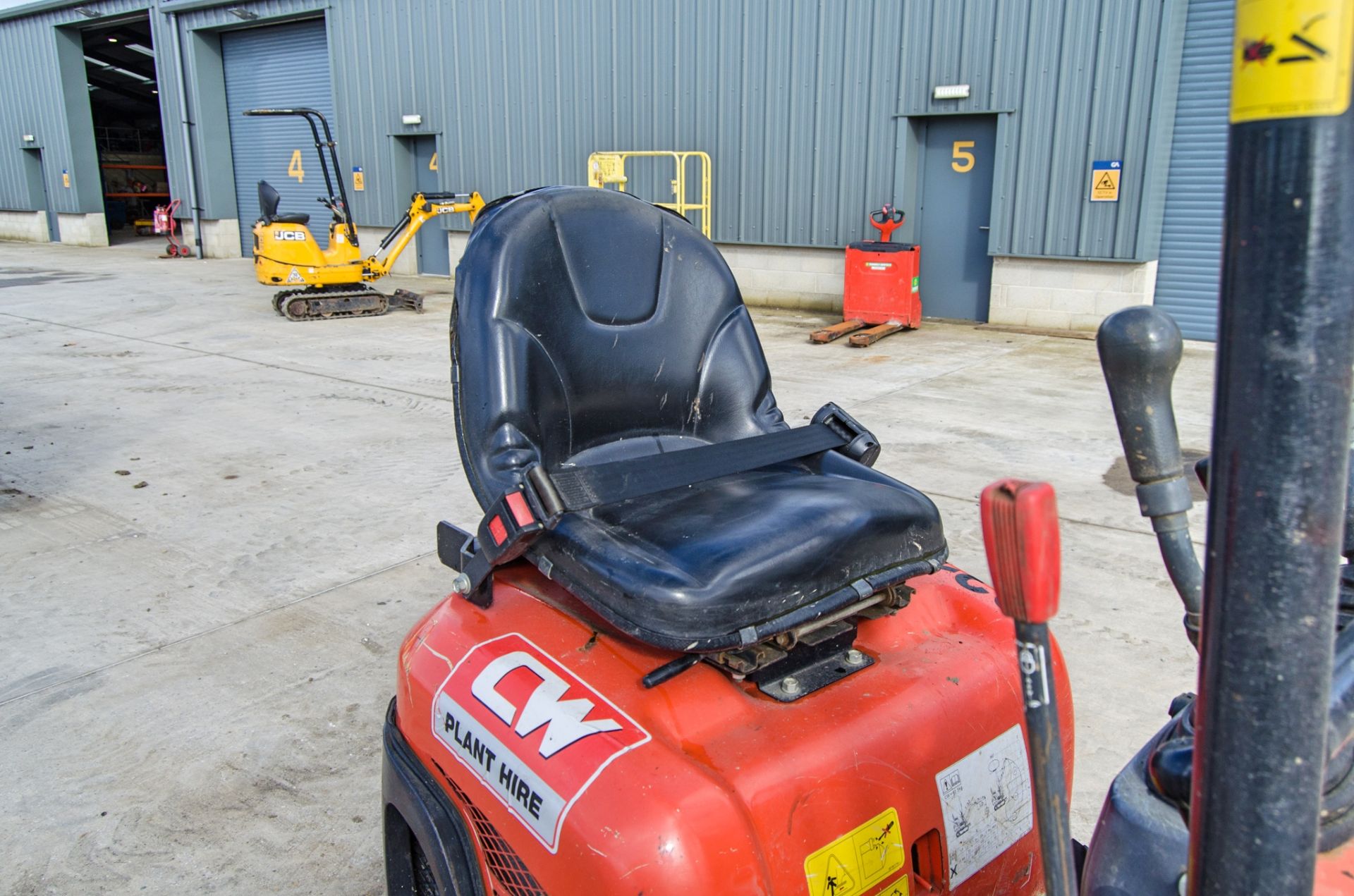 Kubota K008-3 0.8 tonne rubber tracked micro excavator Year:2018 S/N: 31312 Recorded Hours: 916 - Bild 24 aus 27