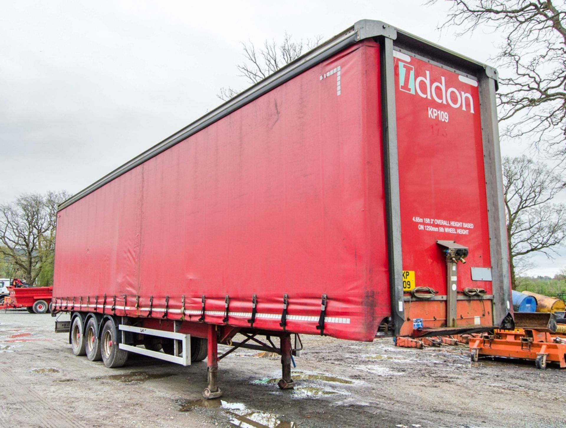 Montracon 13.1 metre tri-axle curtain side trailer Year: 2011 S/N: H07900002616 Reg/Ident Mark: - Image 2 of 12