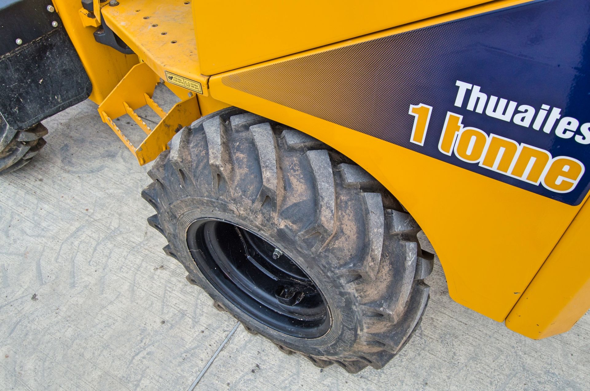 Thwaites 1 tonne hi-tip dumper Year: 2021 S/N: 2101F4144 Recorded Hours: 327 2104TWT905 - Image 15 of 23