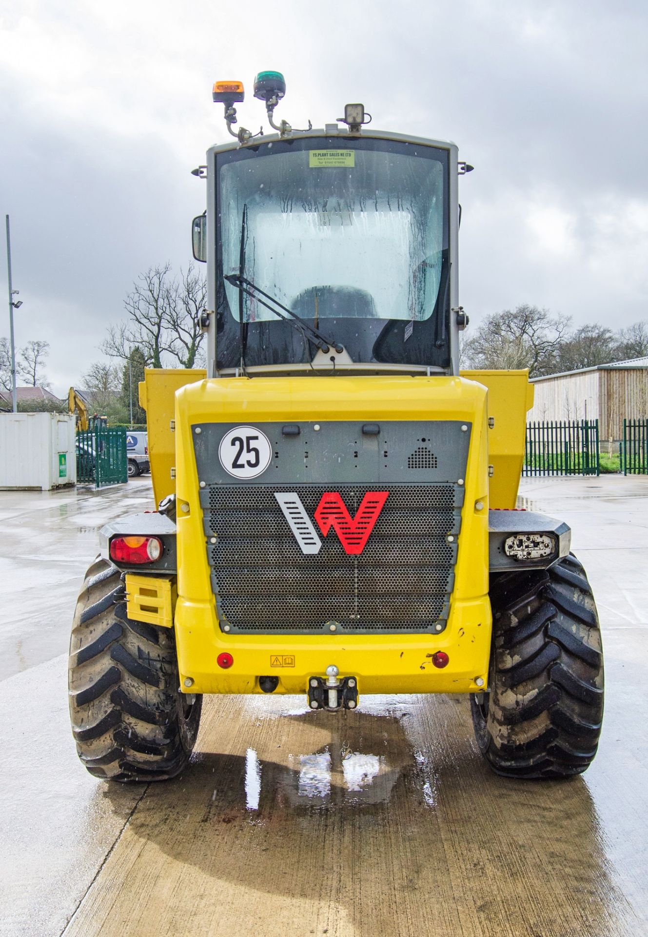 Wacker Neuson DW90 9 tonne straight skip cabbed dumper Year: 2022 S/N: K00000302 Recorded Hours: 502 - Image 6 of 22