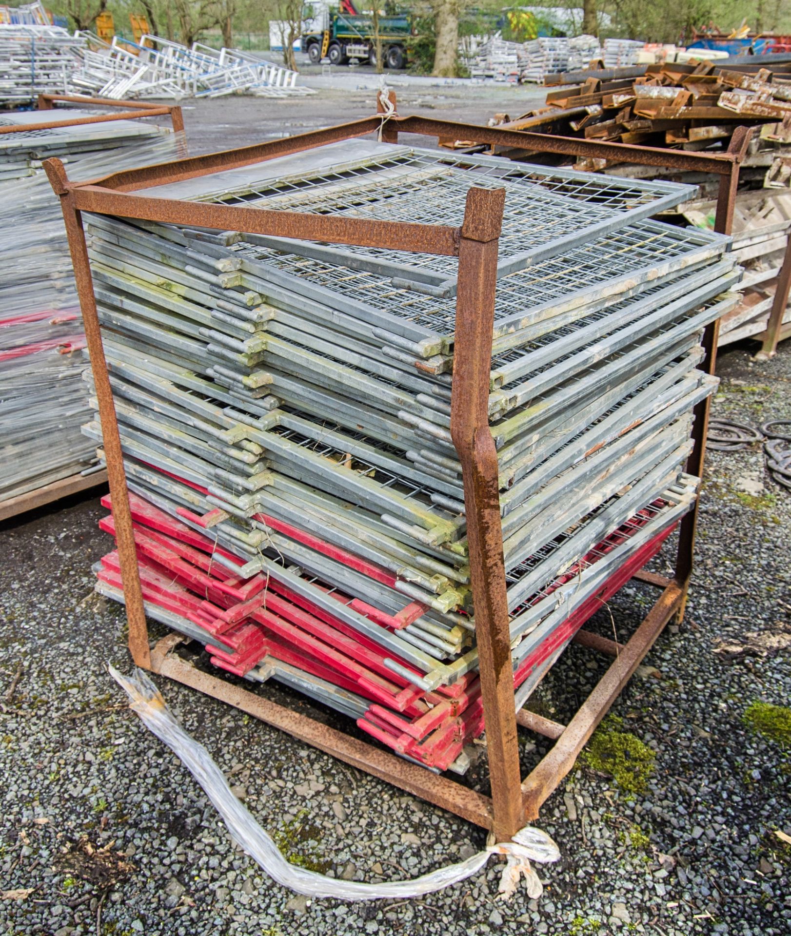 Stillage of approximately 50 100cm x 85cm mesh safety panels