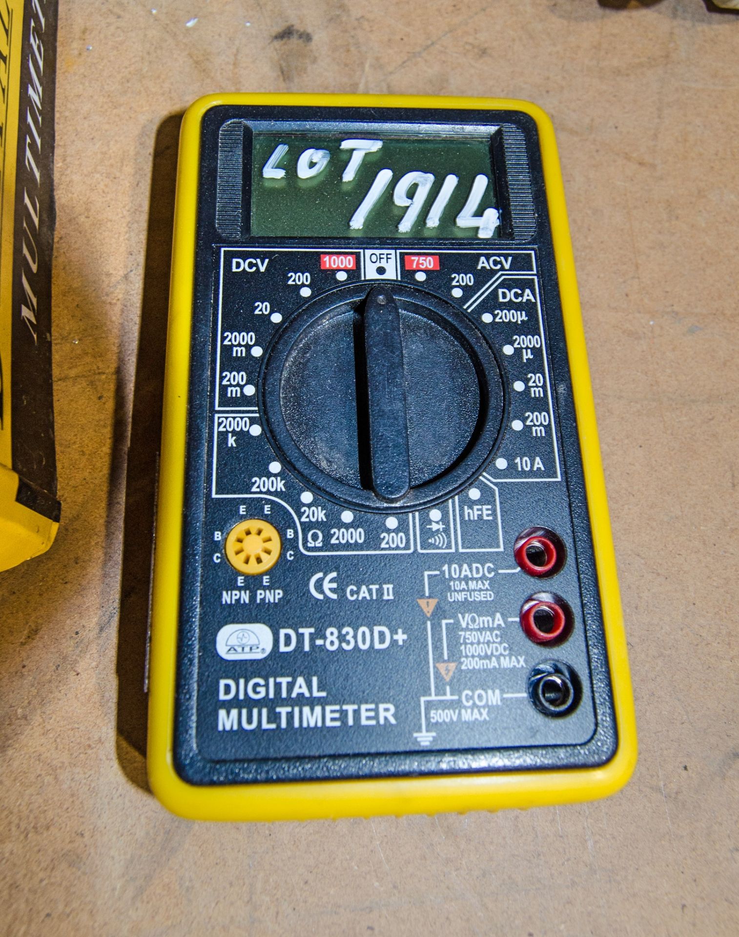 Digital multimeter ** No leads **