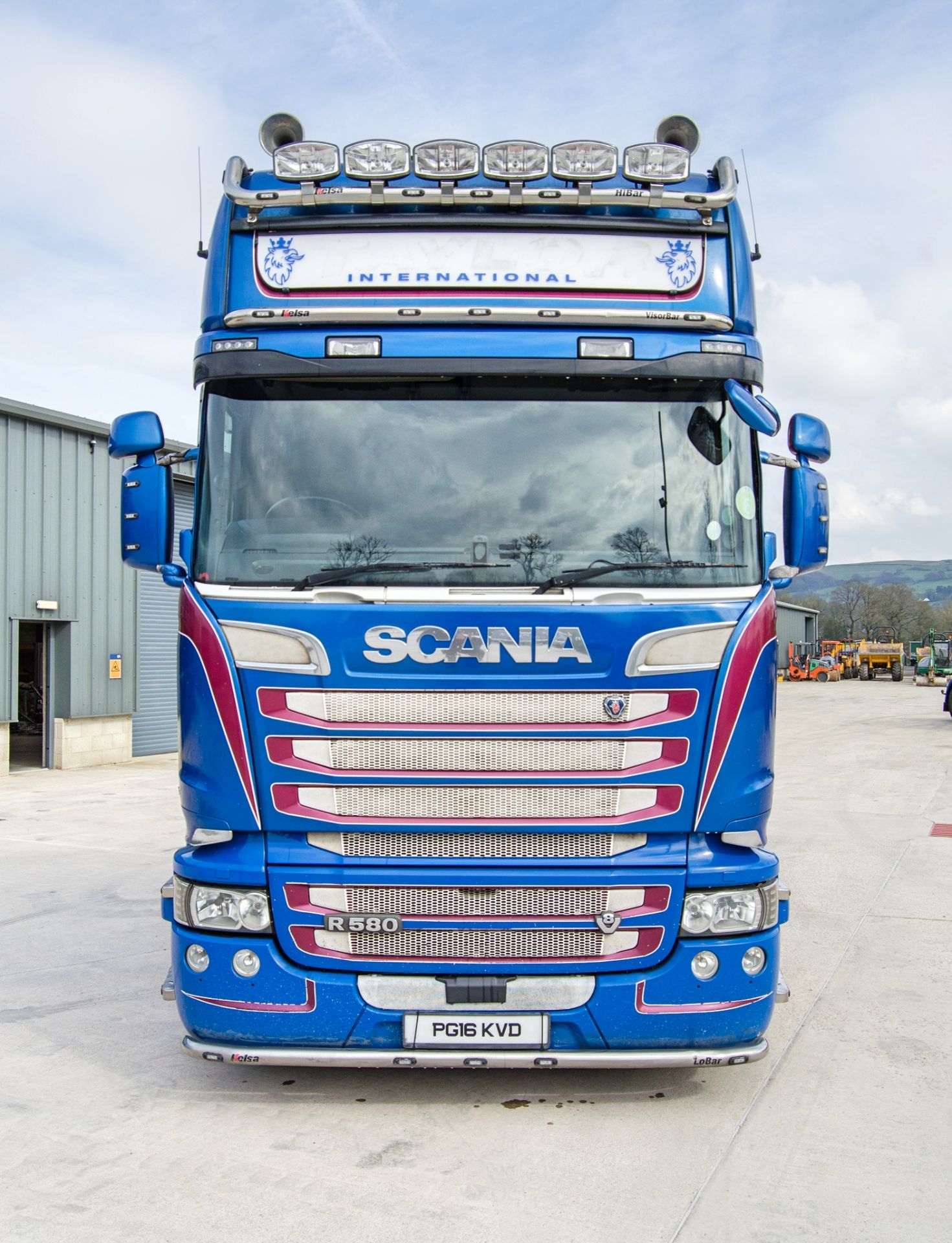 Scania R580 V8 6x2 tractor unit Registration Number: PG16 KVD Date of Registration: 10/03/2016 MOT - Image 5 of 33