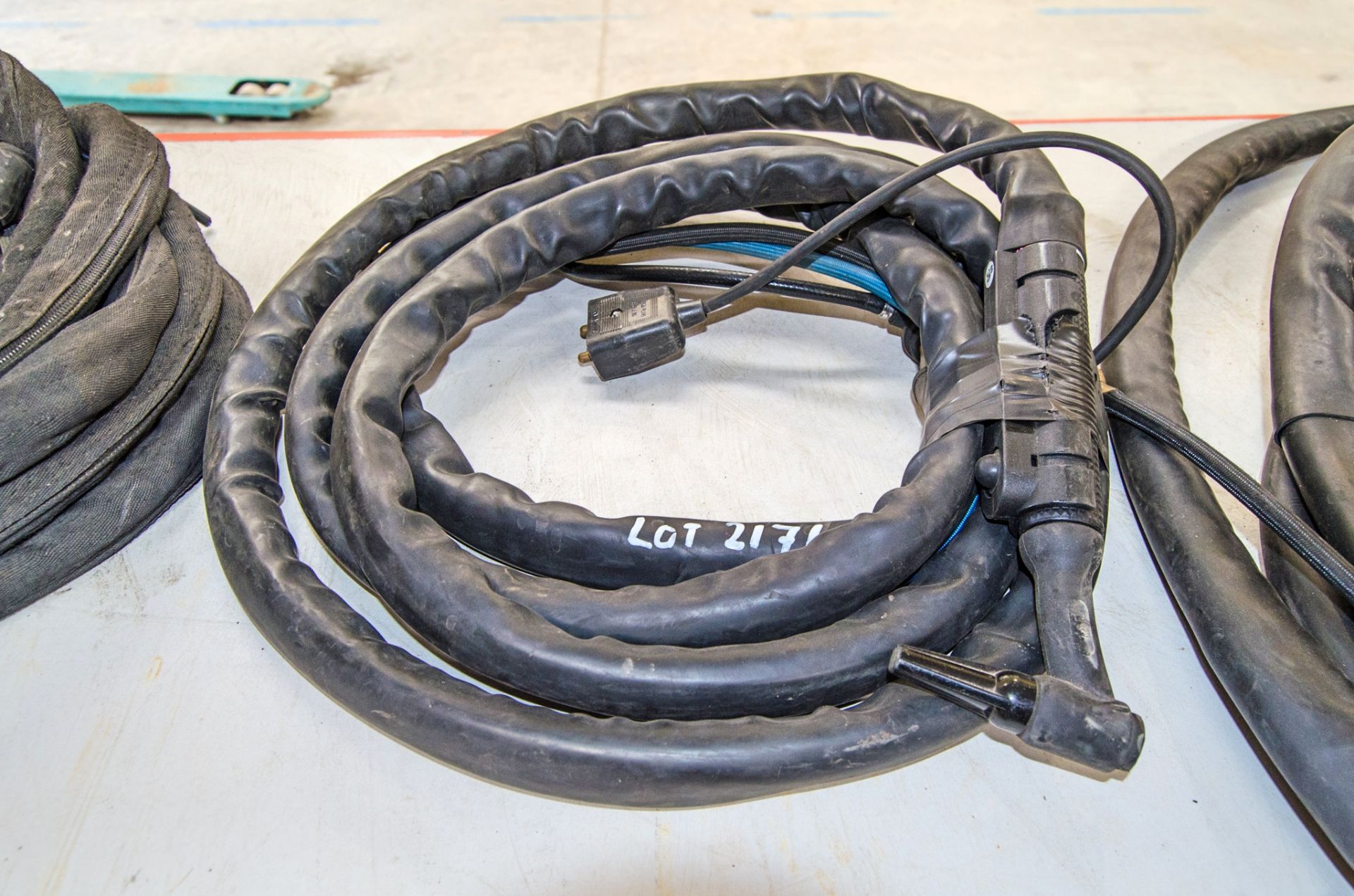 Welding lead set