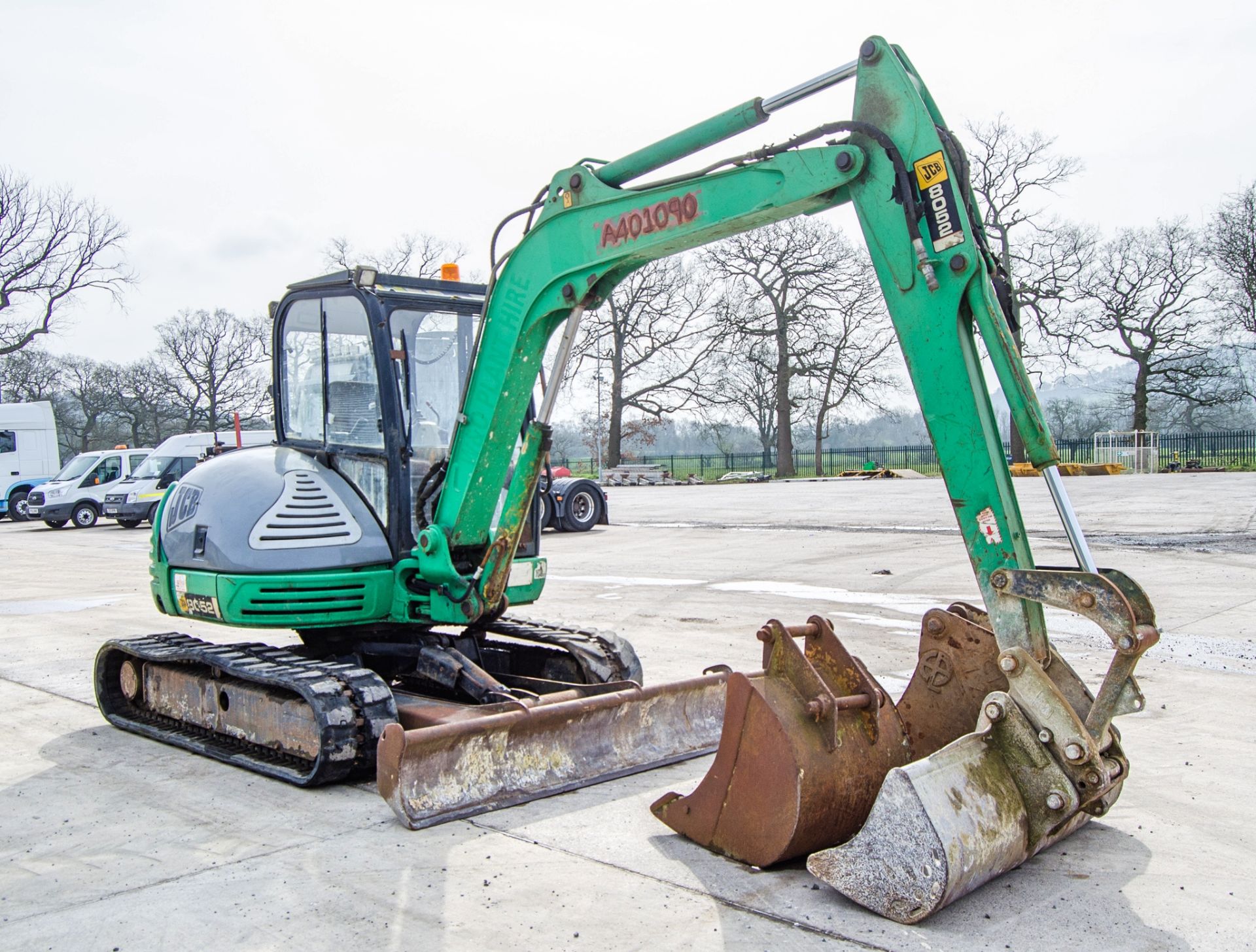 JCB 8052 5 tonne rubber tracked excavator Year: 2006 S/N: 1178225 Recorded Hours: 3203 blade, piped, - Bild 2 aus 24