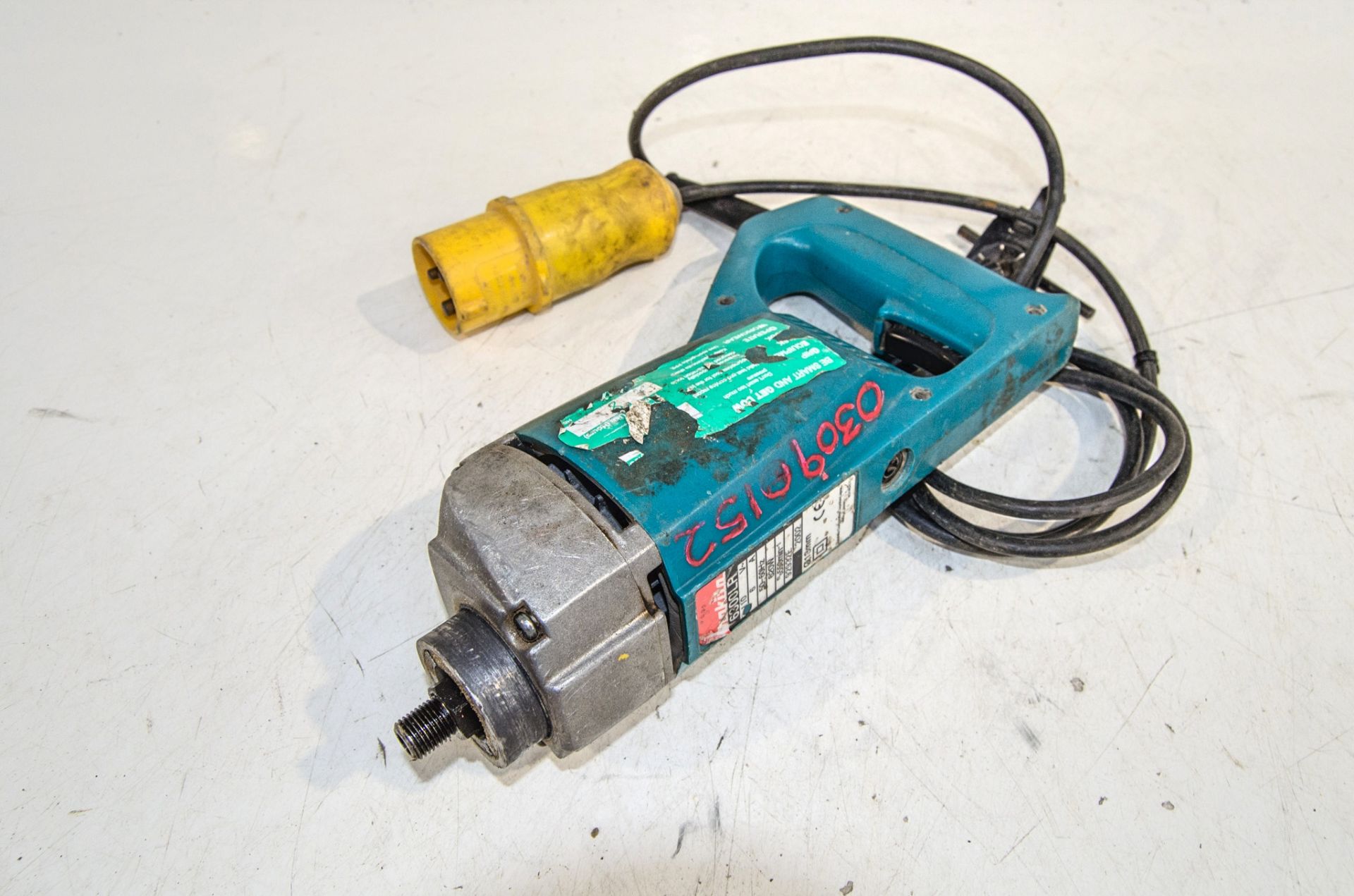 Makita 6300LR 110v diamond core drill ** Chuck missing ** 03090152 - Image 2 of 2