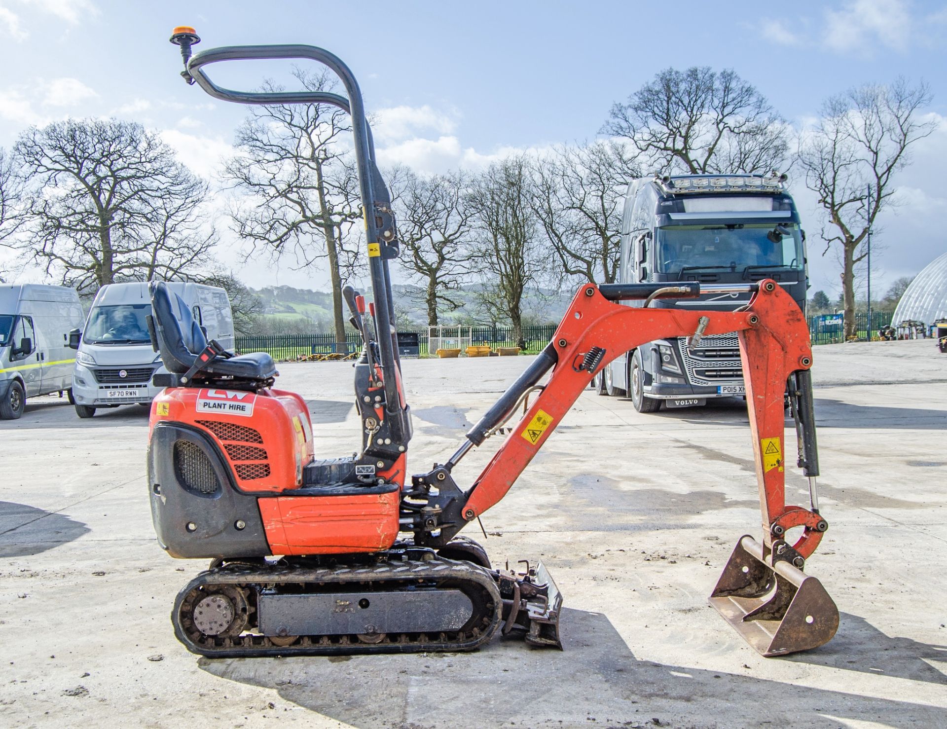 Kubota K008-3 0.8 tonne rubber tracked micro excavator Year:2018 S/N: 31312 Recorded Hours: 916 - Image 8 of 27