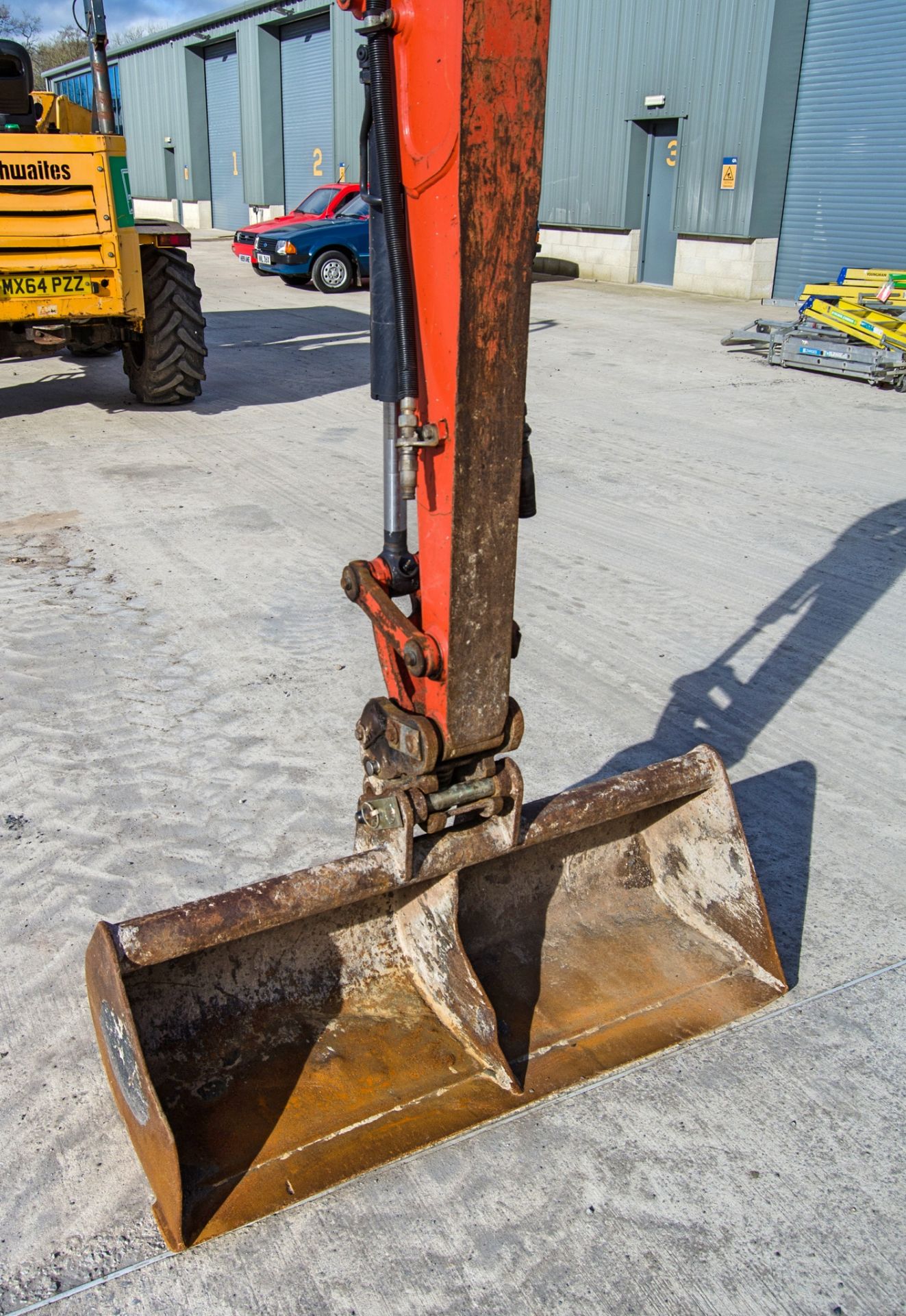 Kubota U27-4 2.7 tonne rubber tracked excavator Year: 2016 S/N: 58736 Recorded Hours: 2733 blade, - Image 14 of 23