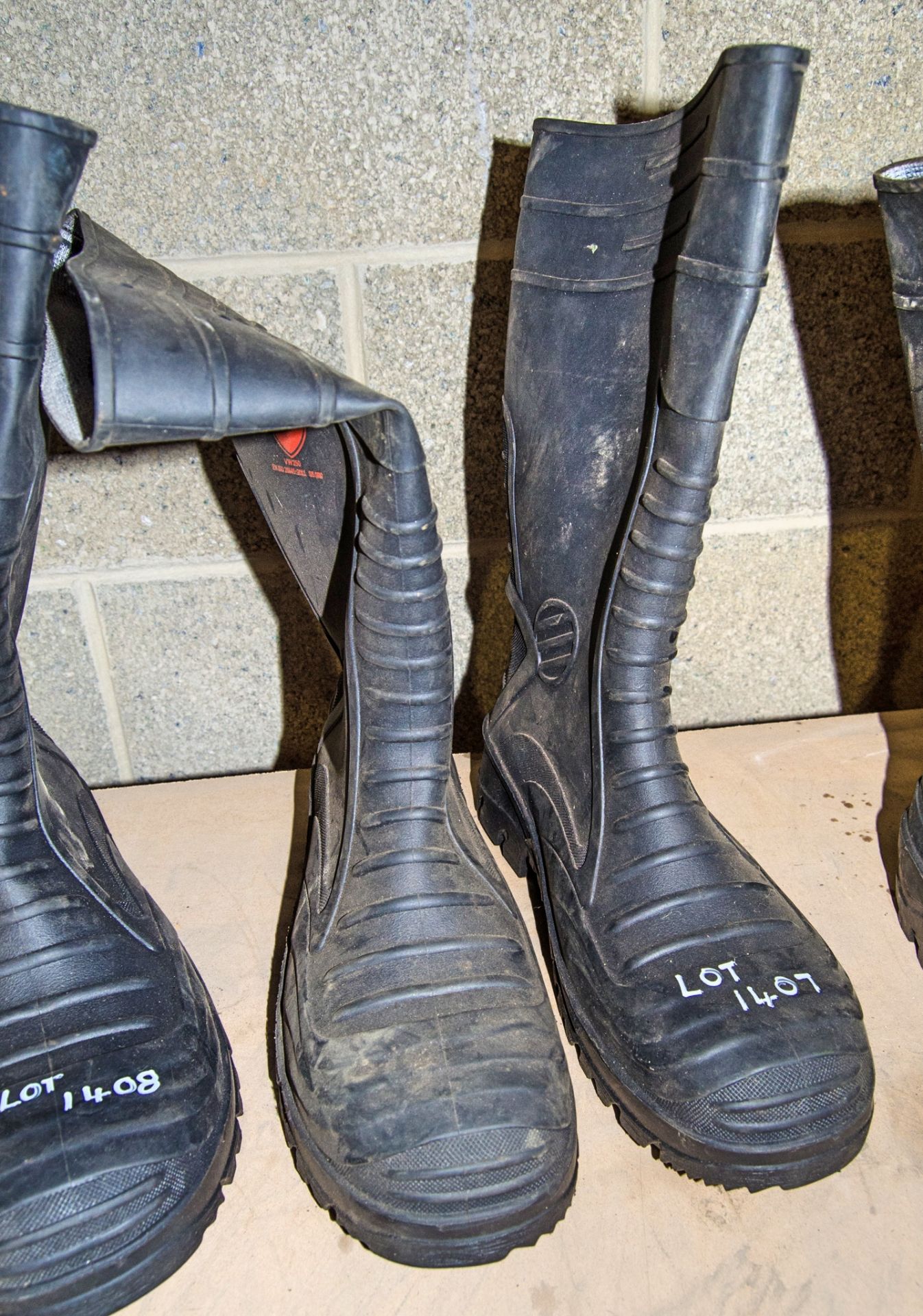 Pair of size 13 Vital steel toe cap wellington boots