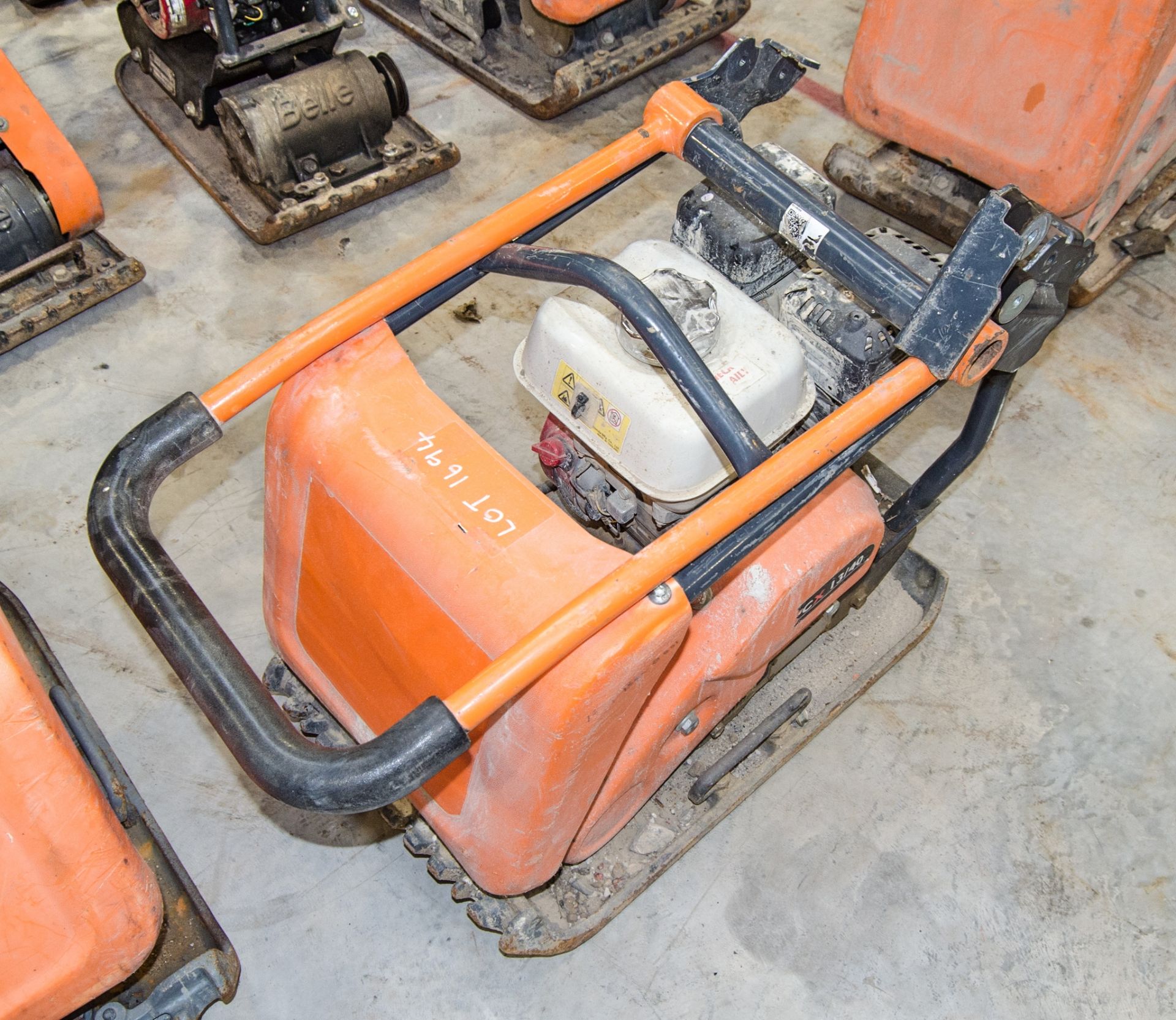 Altrad Belle FC4000E petrol driven compactor plate ** Pull cord assembly missing and handle detached