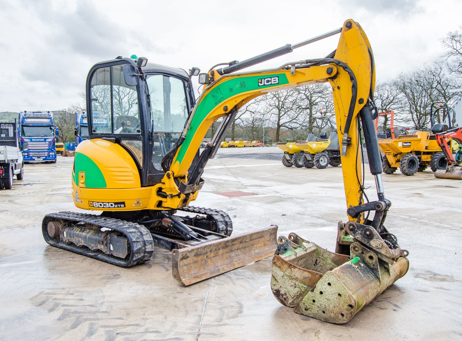 JCB 8030 ZTS 3 tonne rubber tracked excavator Year: 2018 S/N: 2432920 Recorded Hours: 2328 blade, - Image 2 of 24