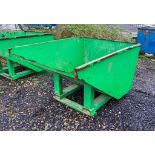 Invicta steel tipping skip A1201710