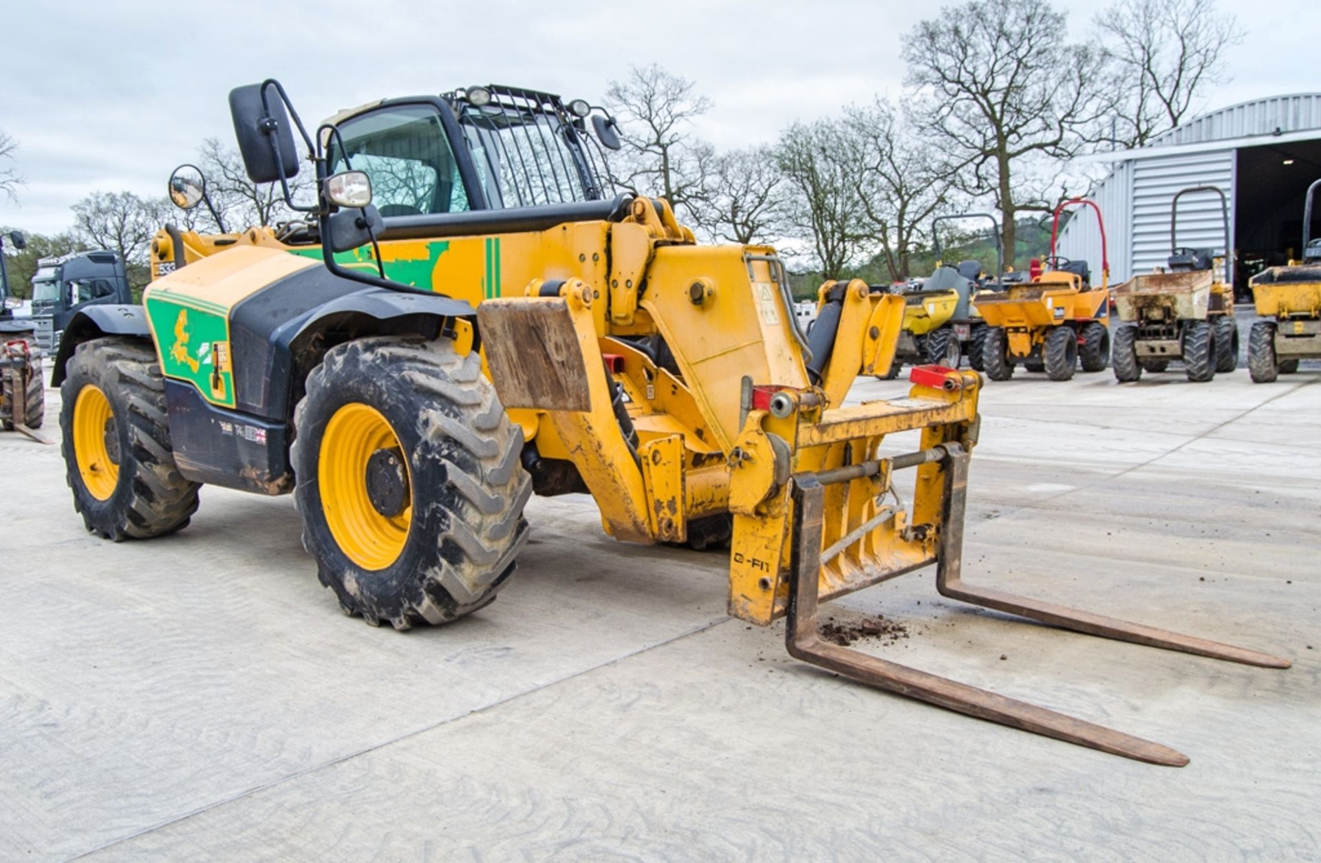 JCB 533-105 T4i IIIB 10.5 metre telescopic handler Year: 2015 S/N: 2349343 Recorded Hours: 3034 c/ - Bild 2 aus 24