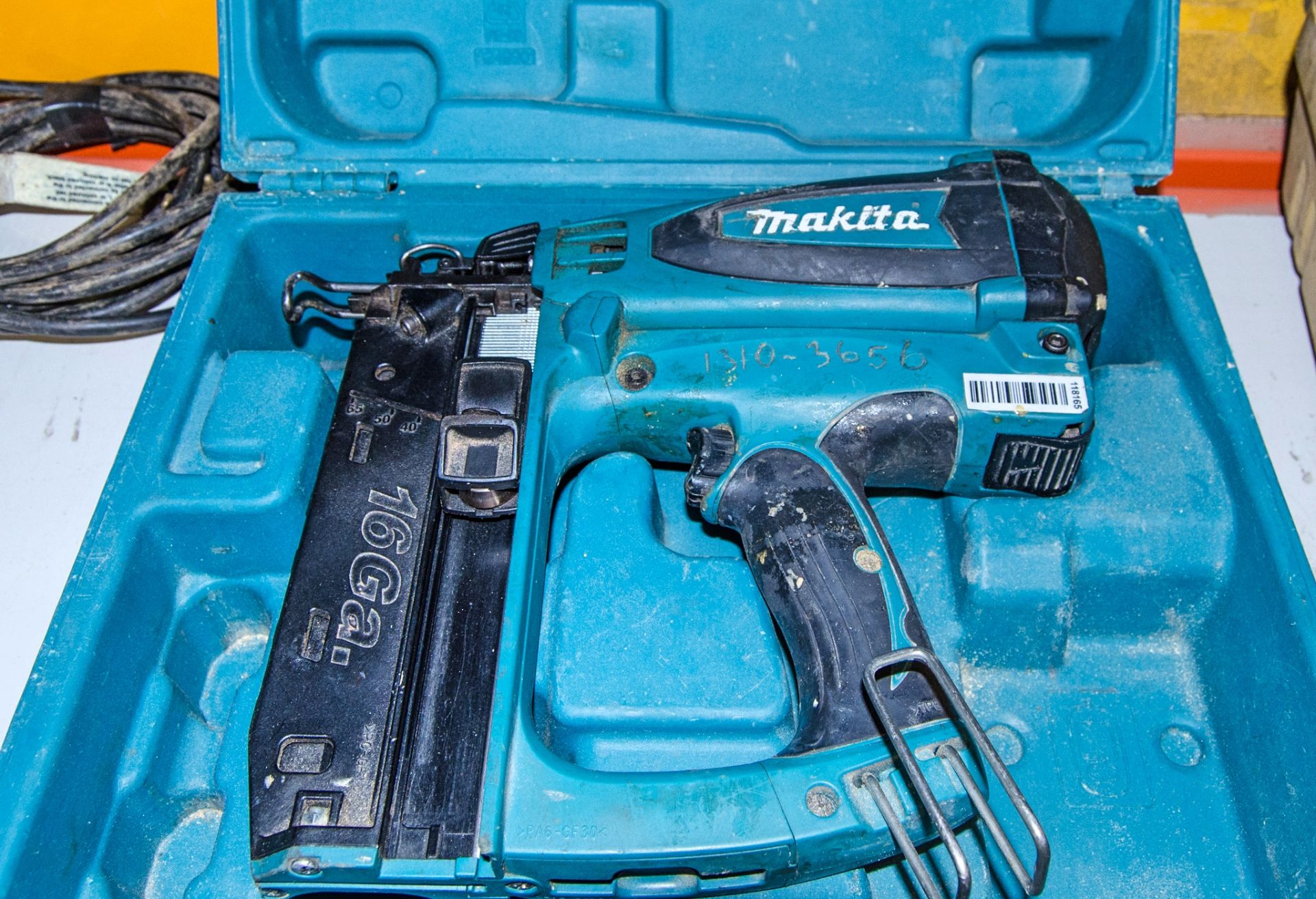 Makita GF600 nail gun c/w carry case ** No battery or charger ** 13103656