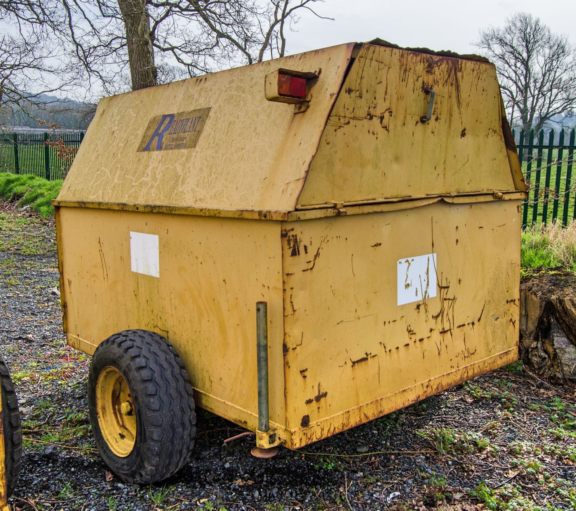 Single axle site tow mobile bunded fuel bowser c/w petrol driven pump & delivery hose RPL770 ** No - Image 4 of 5