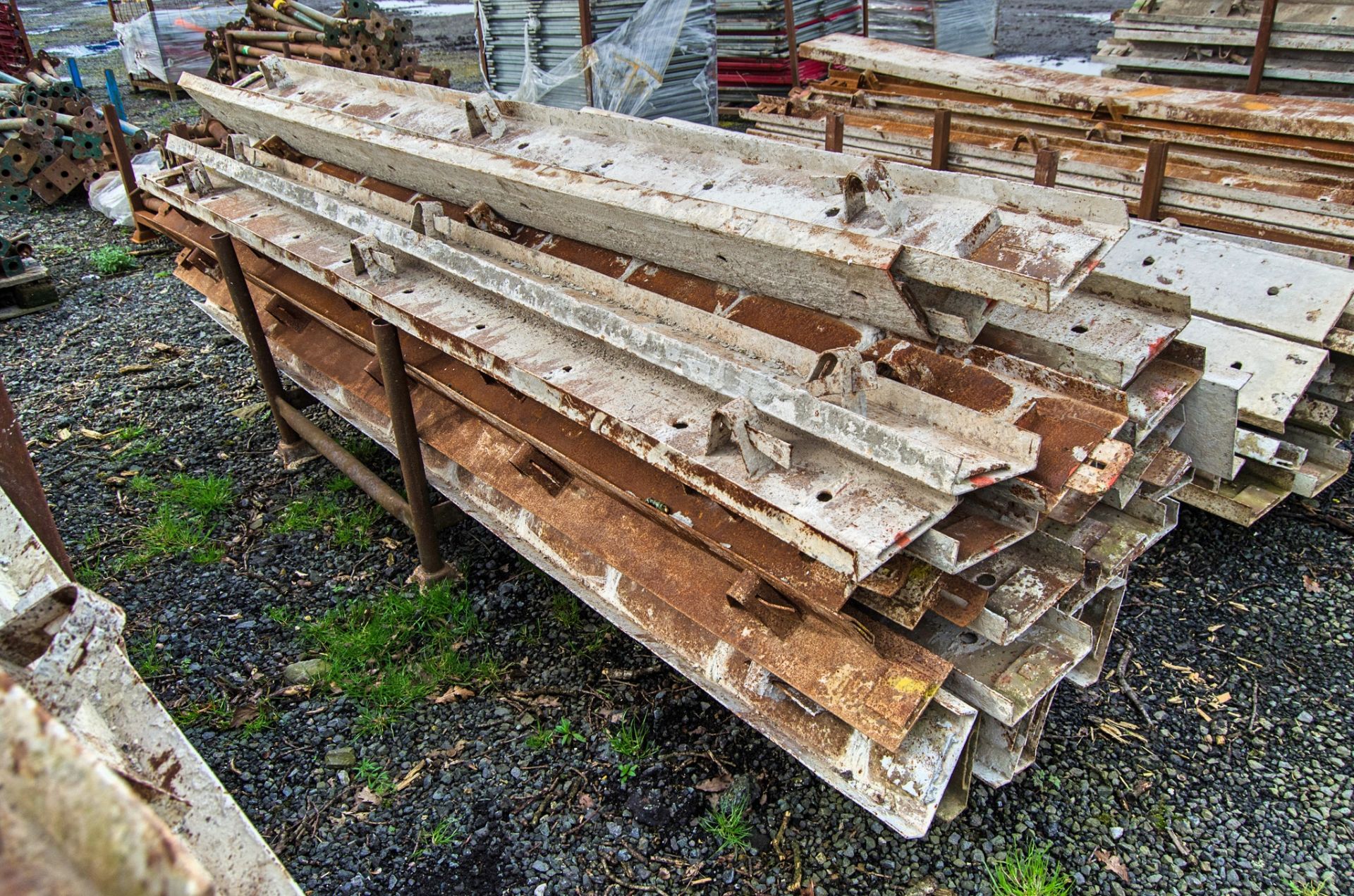 Stillage of 8 inch deep road forms - Image 2 of 2