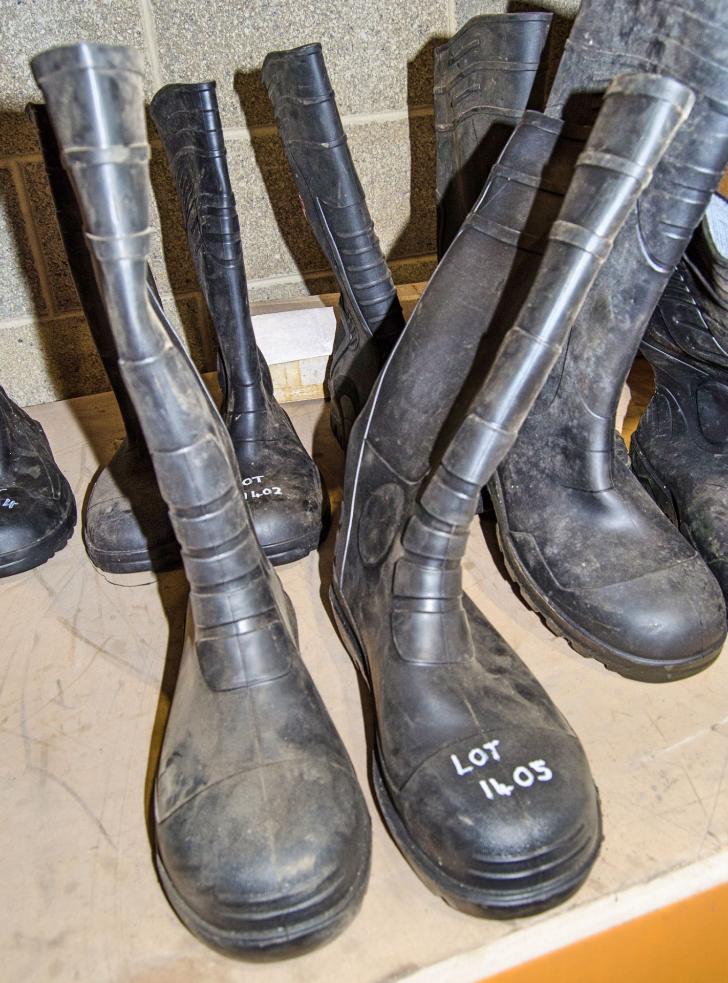 Pair of size 8 Graft Gear steel toe cap wellington boots