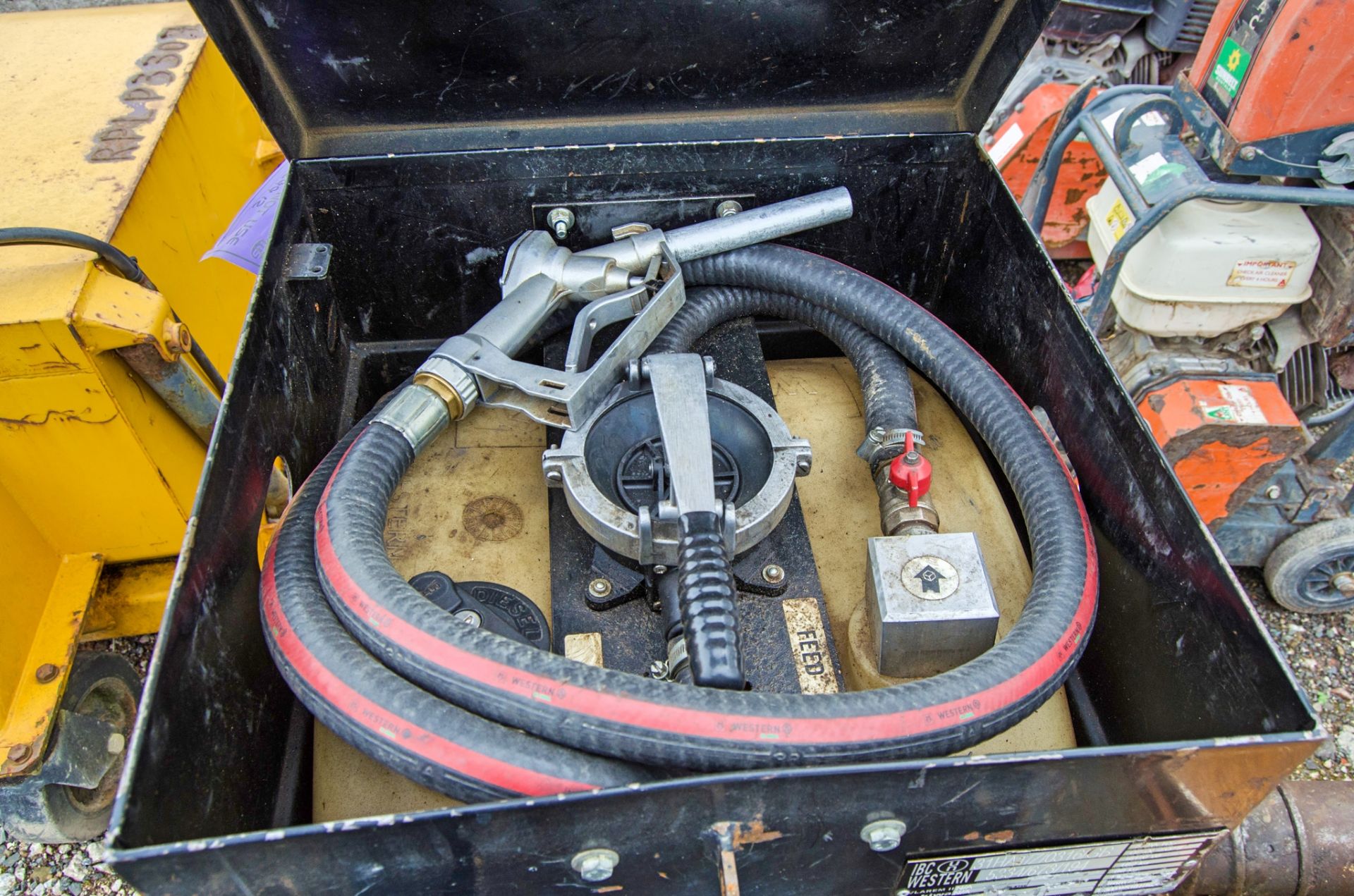 Western Easy Cube 105 litre bunded fuel bowser c/w manual pump, delivery hose & nozzle A729912 - Image 2 of 2