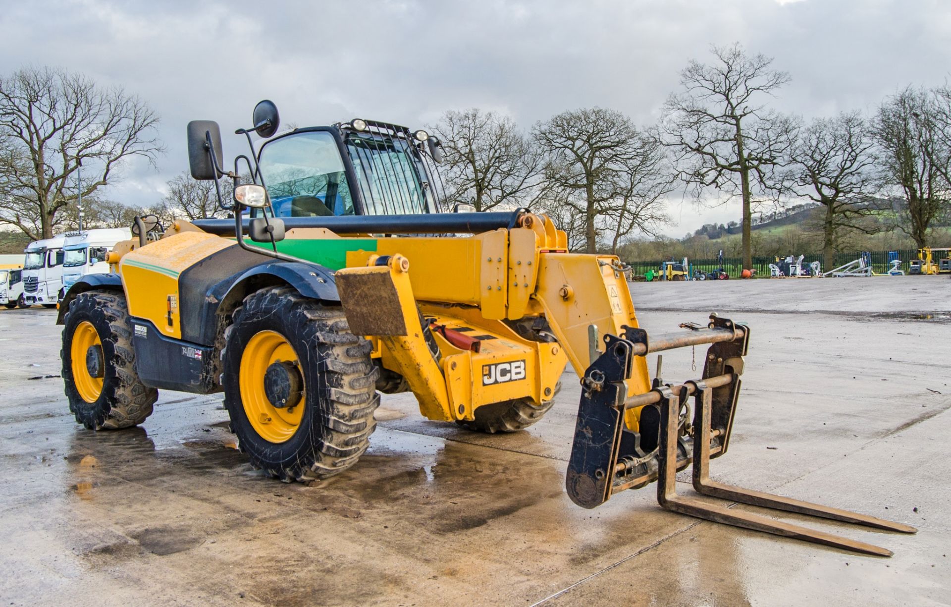 JCB 540-140 T4 IV 14 metre telescopic handler Year: 2016 S/N: 2465067 Recorded Hours: 3083 A727535 - Bild 2 aus 24