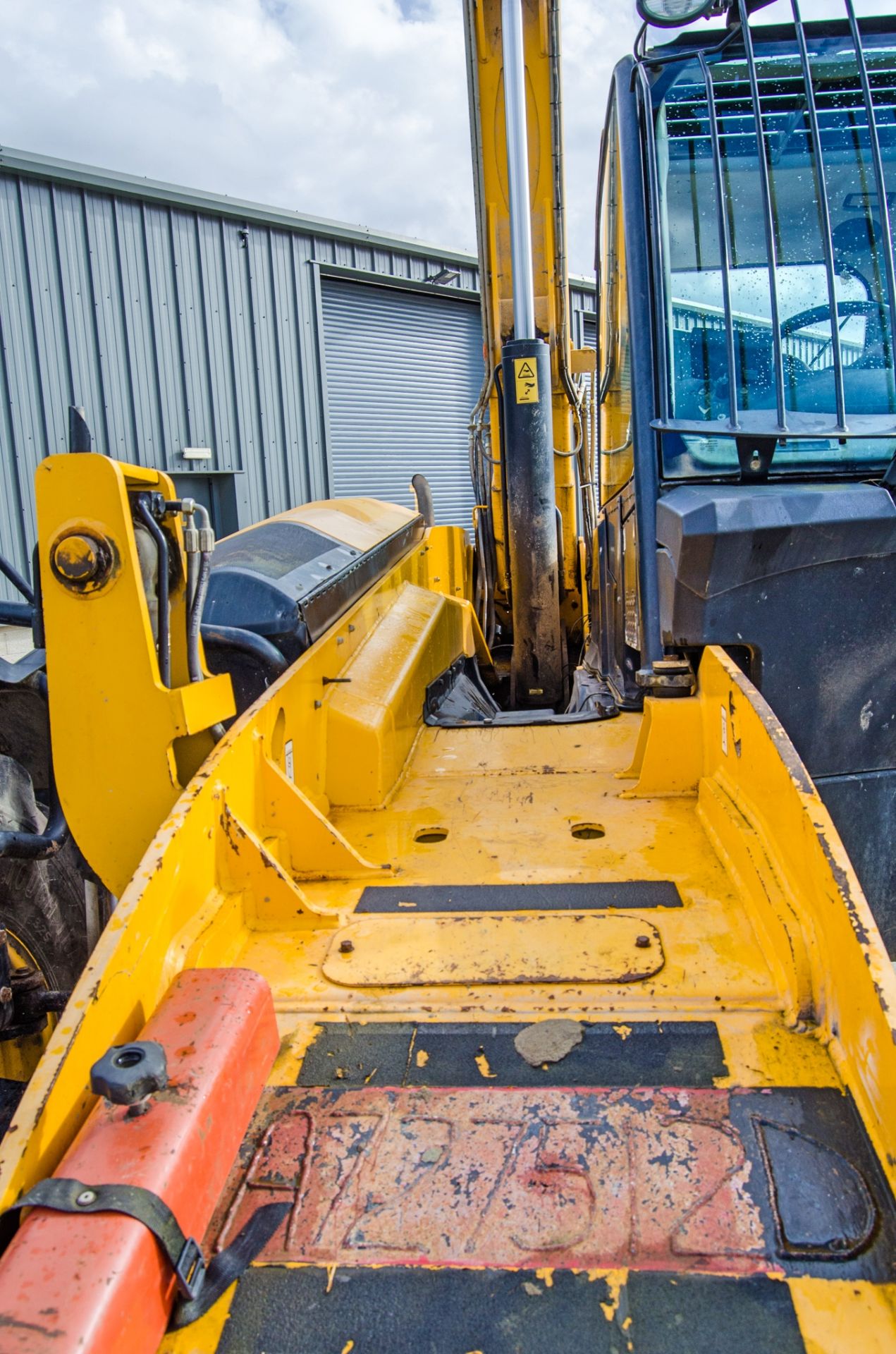 JCB 535-140 Hi-Viz T4i IIIB 14 metre telescopic handler Year: 2016 S/N: 2461310 Recorded Hours: 7688 - Bild 12 aus 27