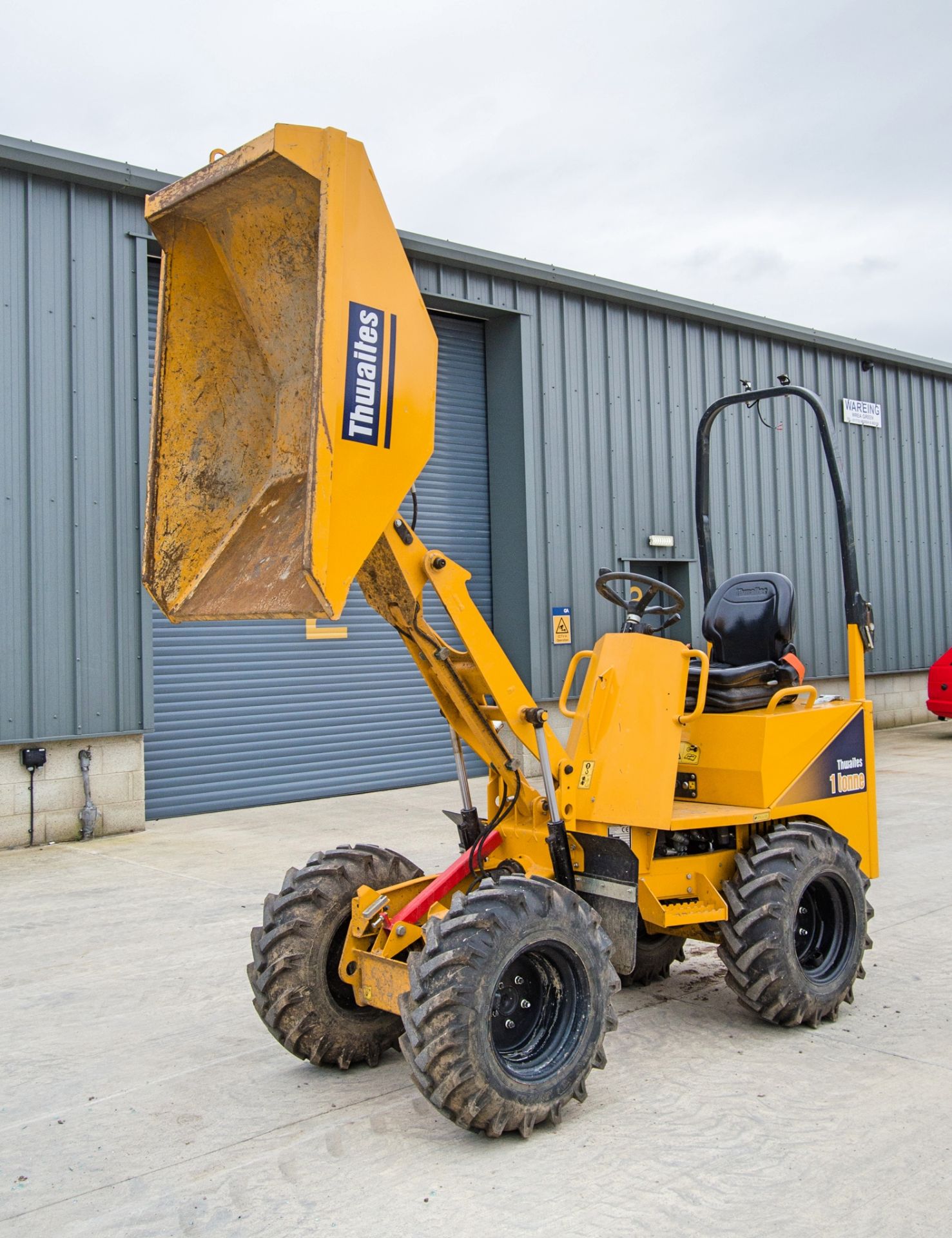 Thwaites 1 tonne hi-tip dumper Year: 2021 S/N: 2101F4144 Recorded Hours: 327 2104TWT905 - Image 9 of 23