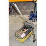 Karcher Puzzi 100 240v carpet cleaner 43022