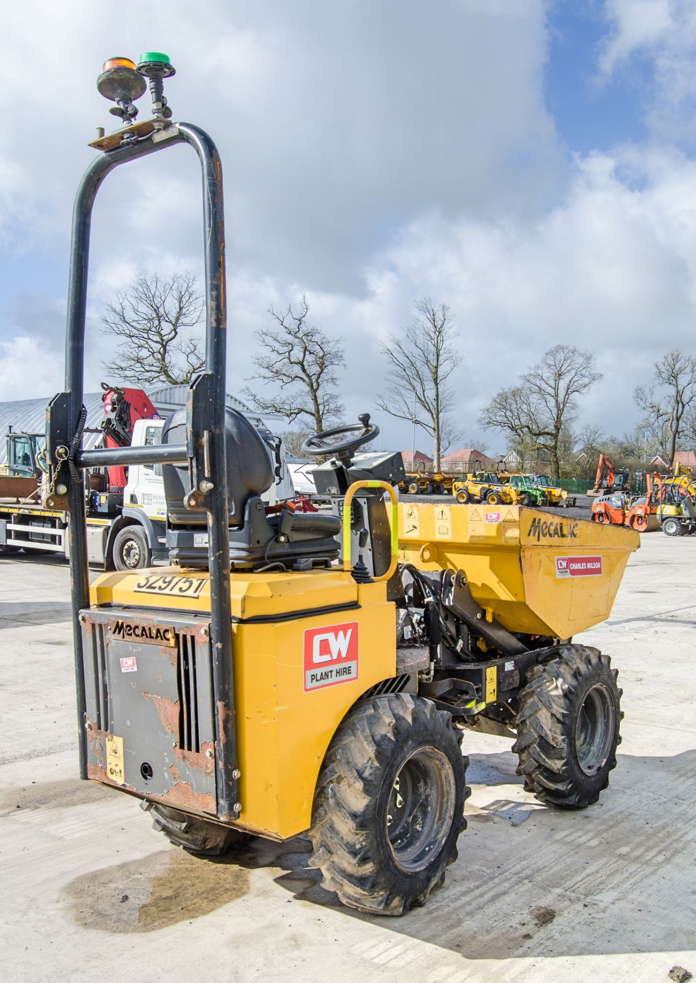 Mecalac Ta1eh 1 tonne hi-tip dumper Year: 2018 S/N: EJ9NY6011 Recorded Hours: 1209 329751 - Bild 3 aus 23