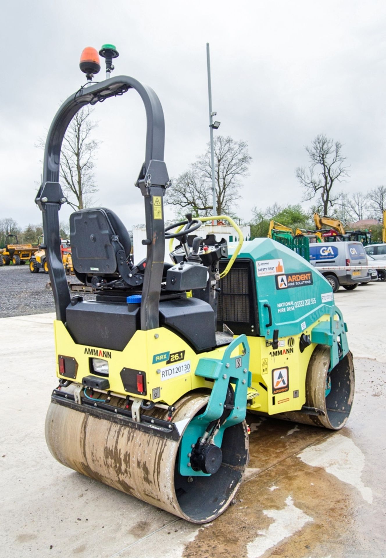 Ammann ARX 26-1 double drum ride on roller Year: 2022 S/N: 3023580 Recorded Hours: 225 RTD120130 - Image 3 of 21