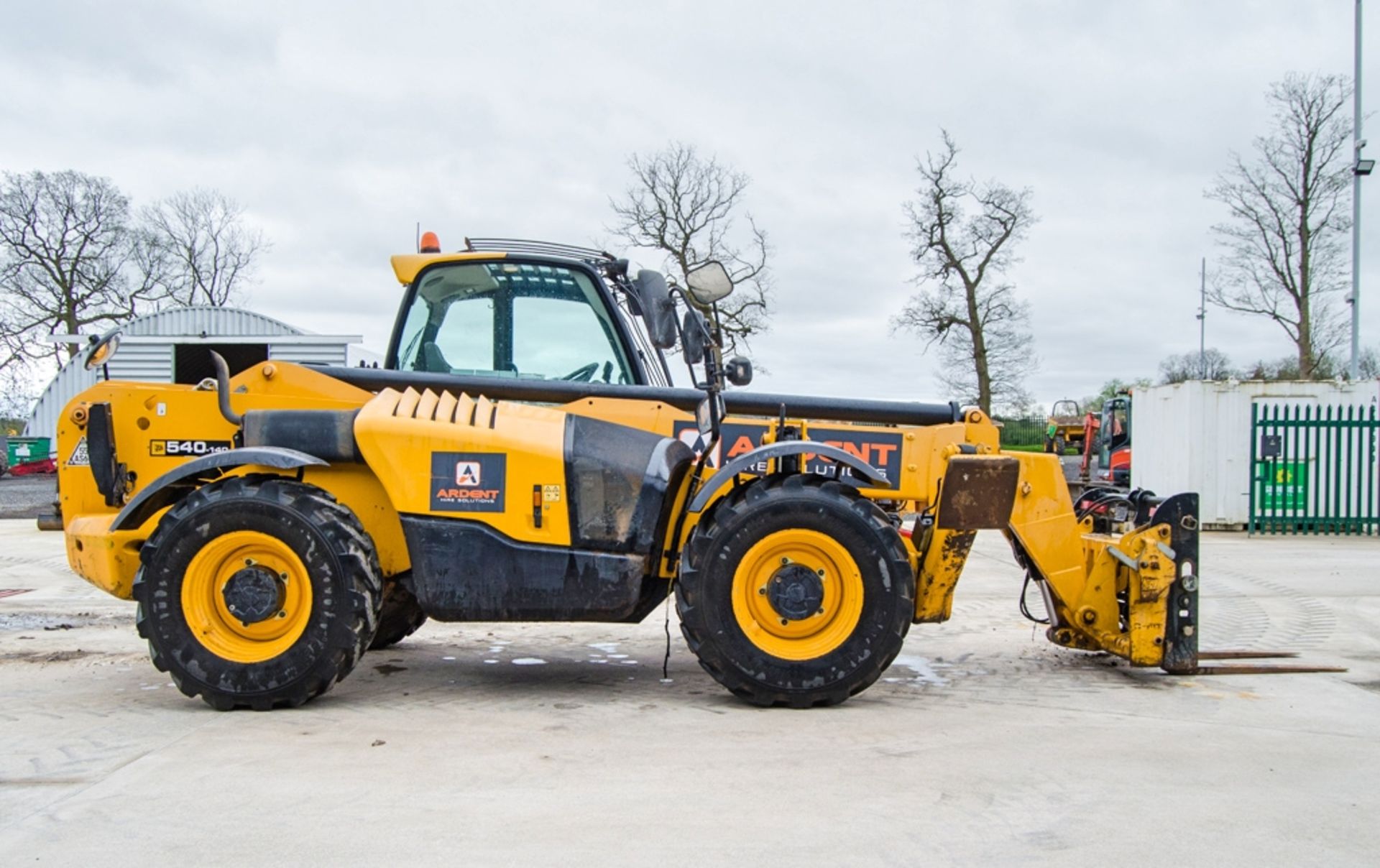 JCB 540-140 Hi-Viz T4 IV 14 metre telescopic handler Year: 2018 S/N: 2573533 Recorded Hours: 5089 - Bild 8 aus 26