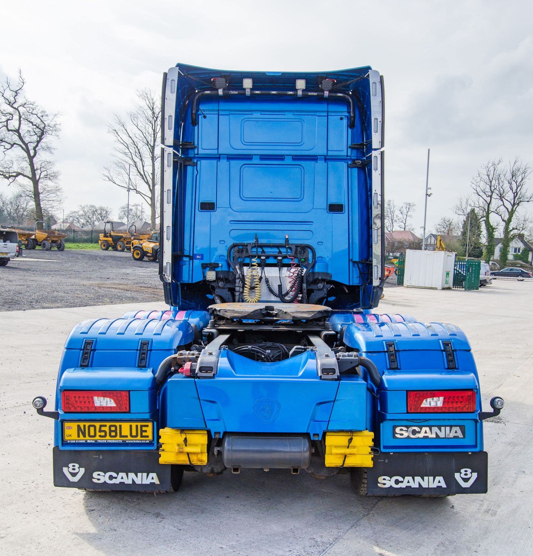 Scania R580 V8 Blue Stream 6x2 tractor unit Registration Number: NO58 LUE  Date of Registration: - Image 6 of 34
