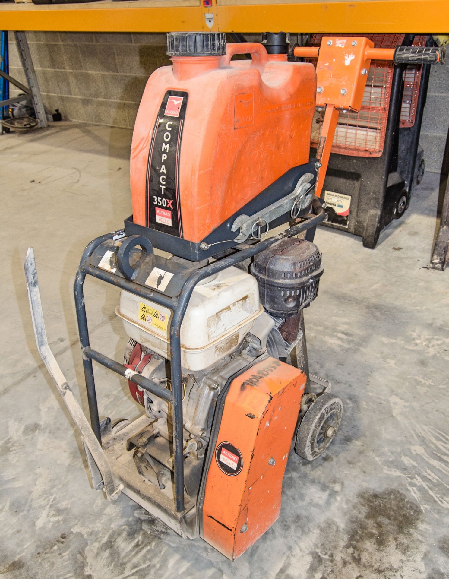 Altrad Belle Compact 350X petrol driven road saw 11040358